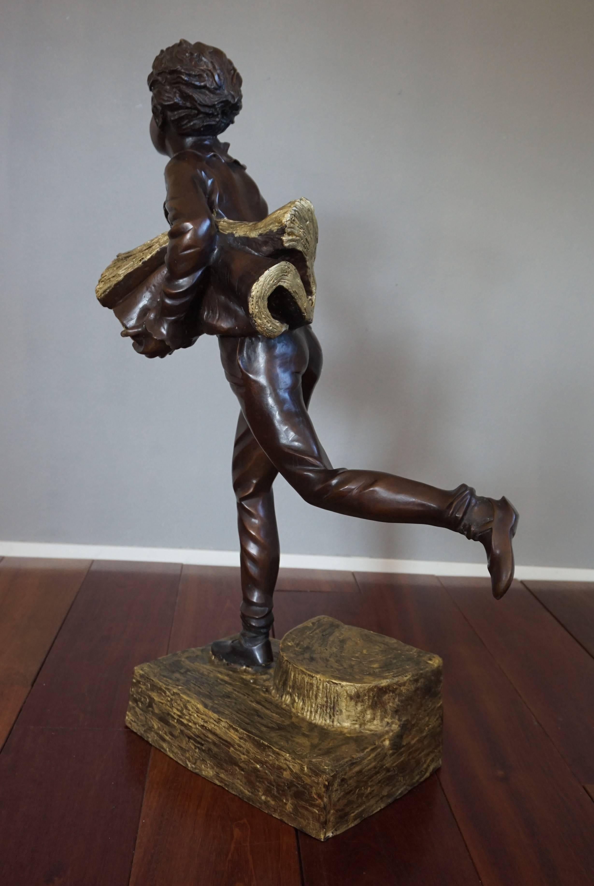 Large Bronze Sculpture of Excited & Running Newspaper Boy after Dominique Alonzo 7