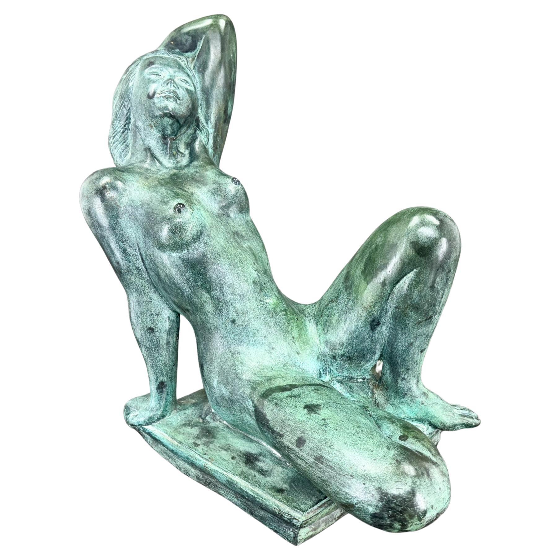 Gran Escultura de Bronce de Mujer Desnuda