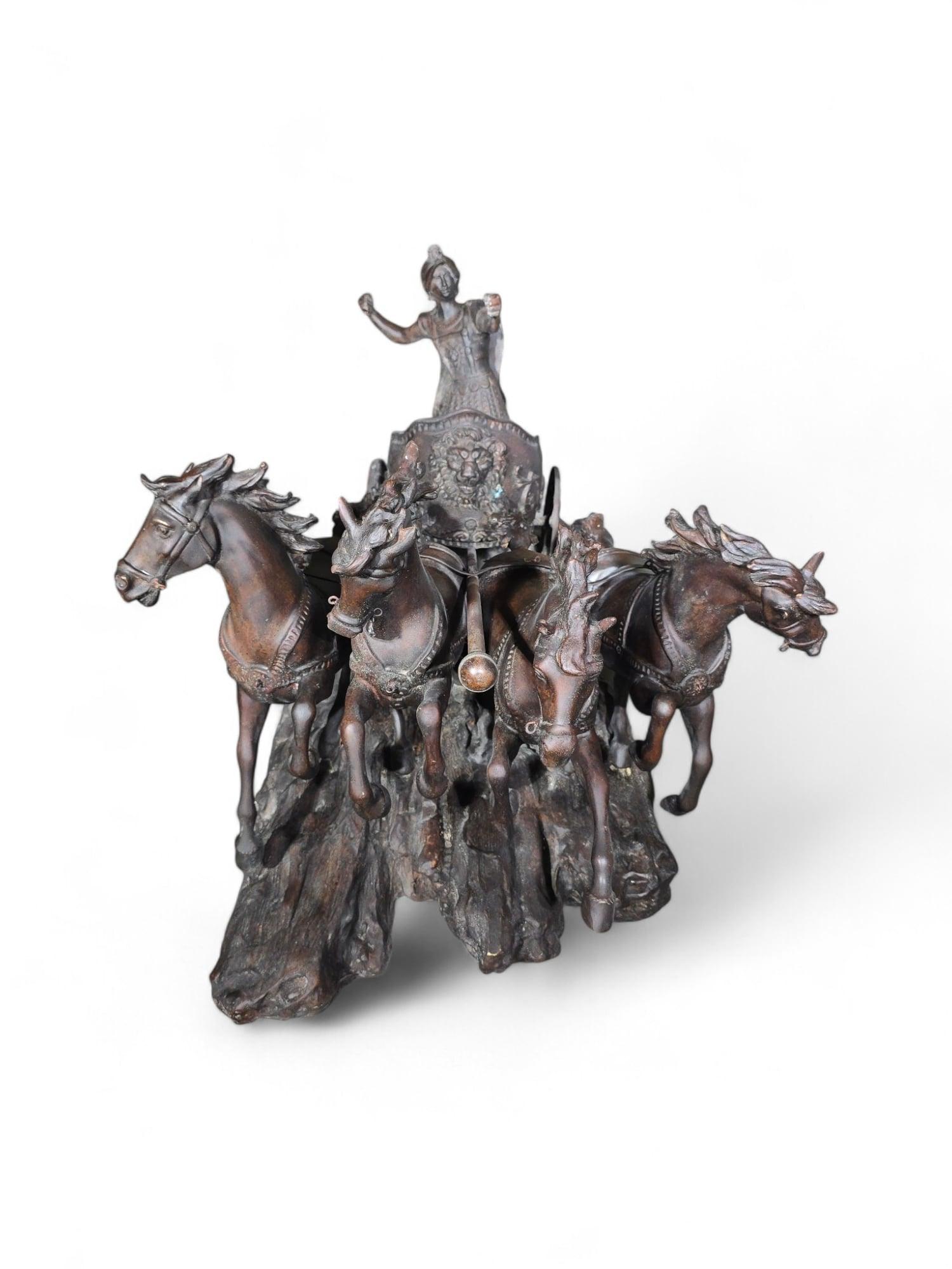 Grande scultura in bronzo di biga romana - 120 cm in vendita 12