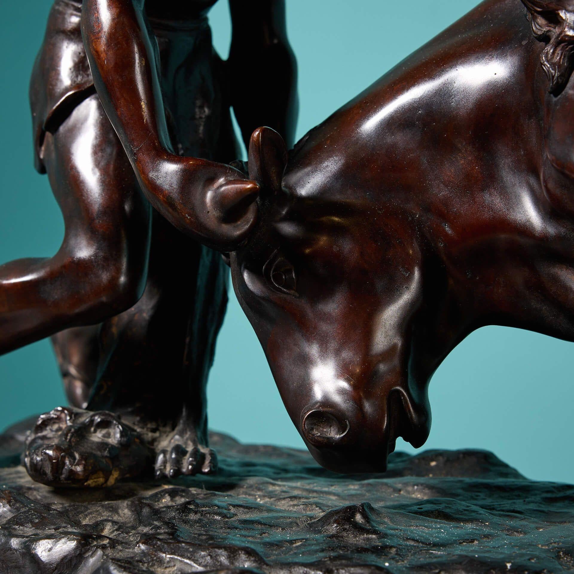 Europeo Scultura in bronzo di grandi dimensioni del Ratto di Europa di Vincenzo Cinque in vendita