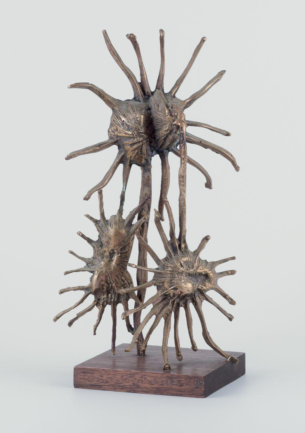 Bronze Large bronze sculpture. Solid bronze. Surrealist, in the style of Dali. For Sale