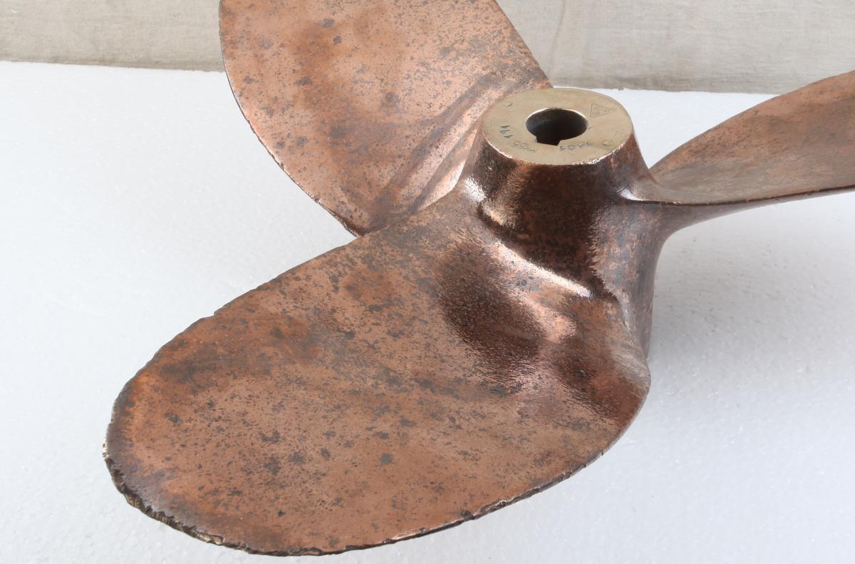 Large Nautical Bronze Ship's Propeller, 1970s In Good Condition For Sale In Nantucket, MA