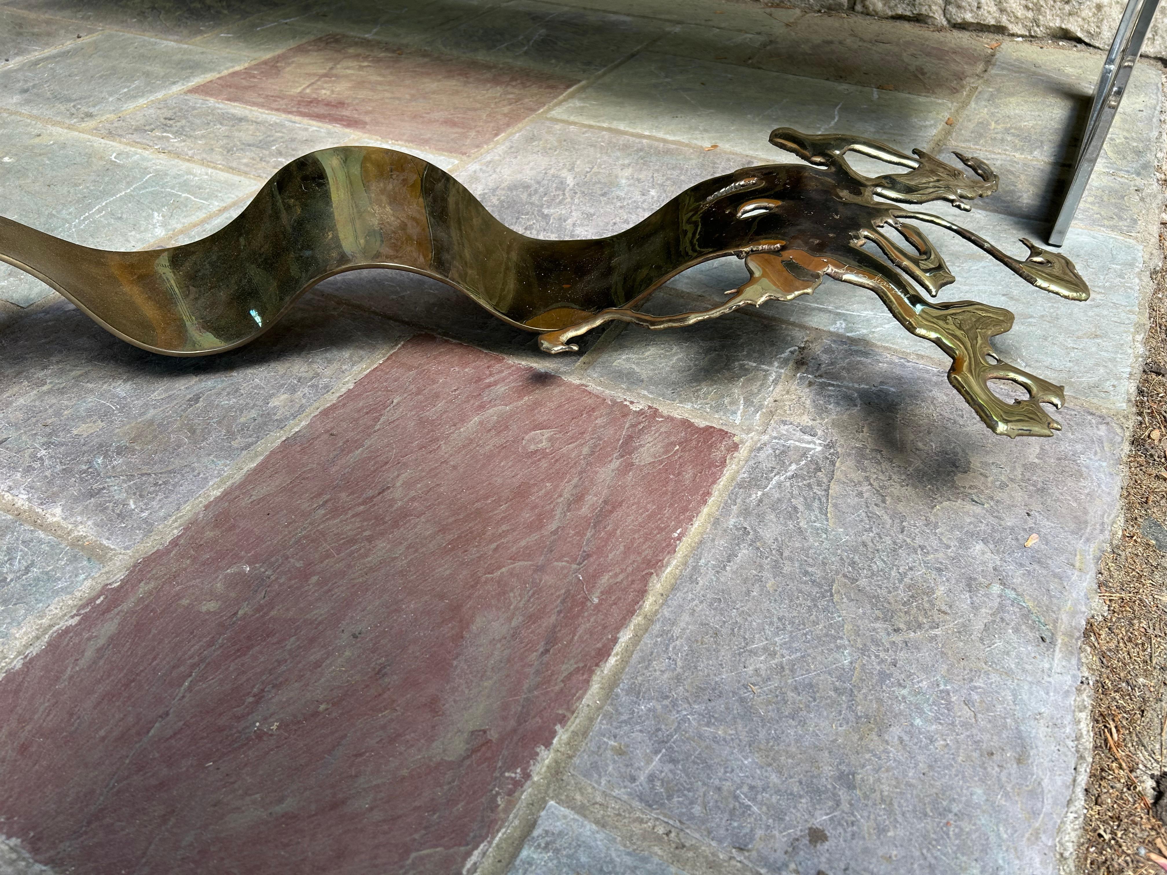 Grande scultura da parete in bronzo con nastro di Silas Seandel, metà del secolo scorso. in vendita 2