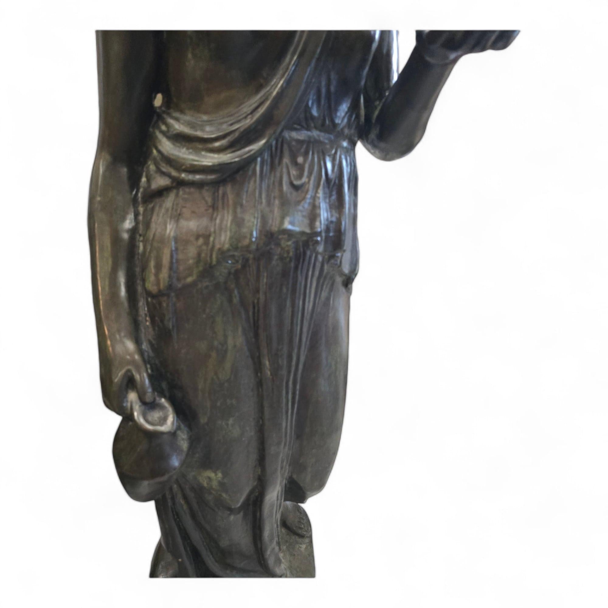 Grande statua di bronzo - Ebe - Dea della giovinezza in vendita 6