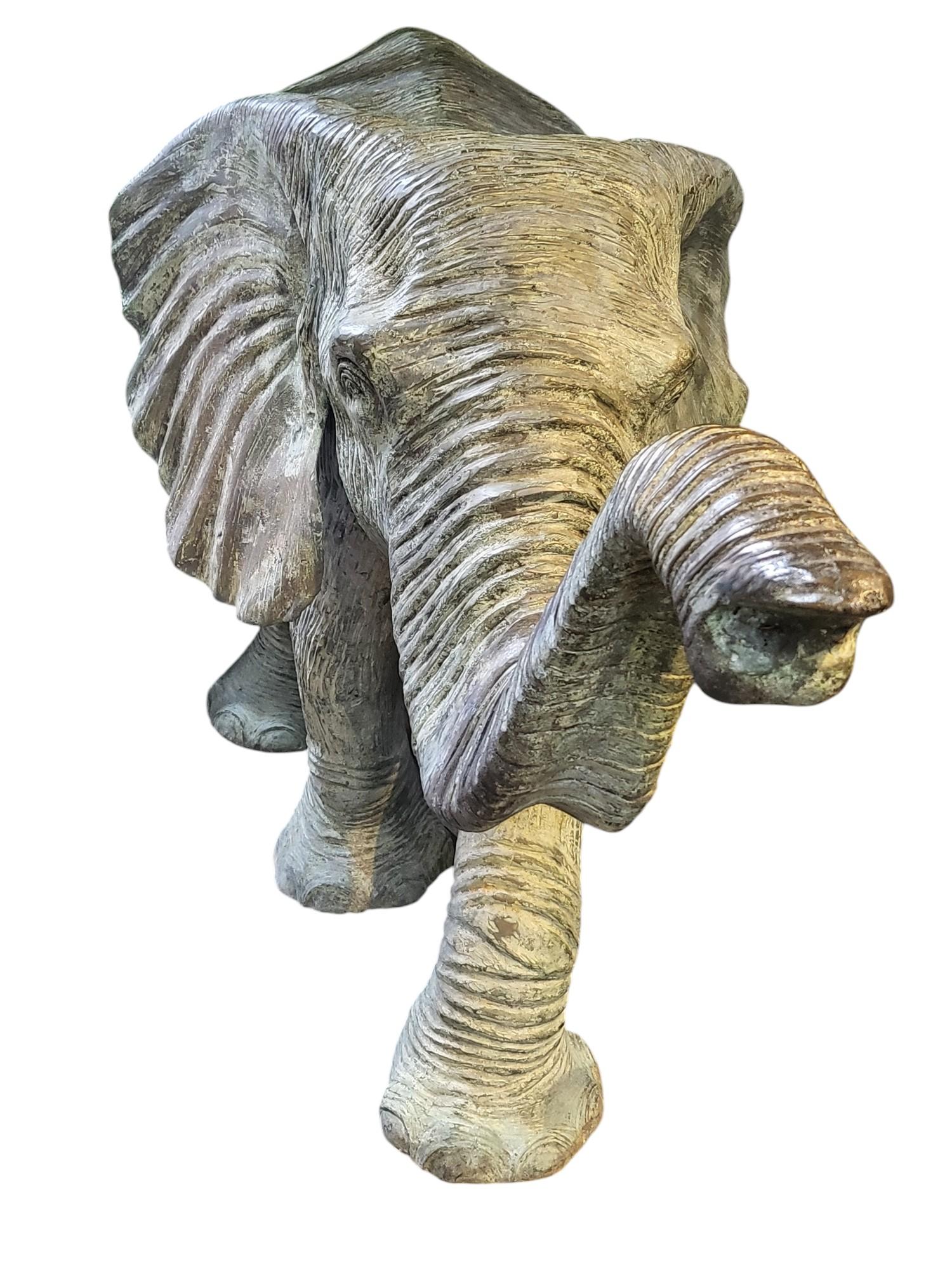 Inconnu Grande statue d'éléphant en vente
