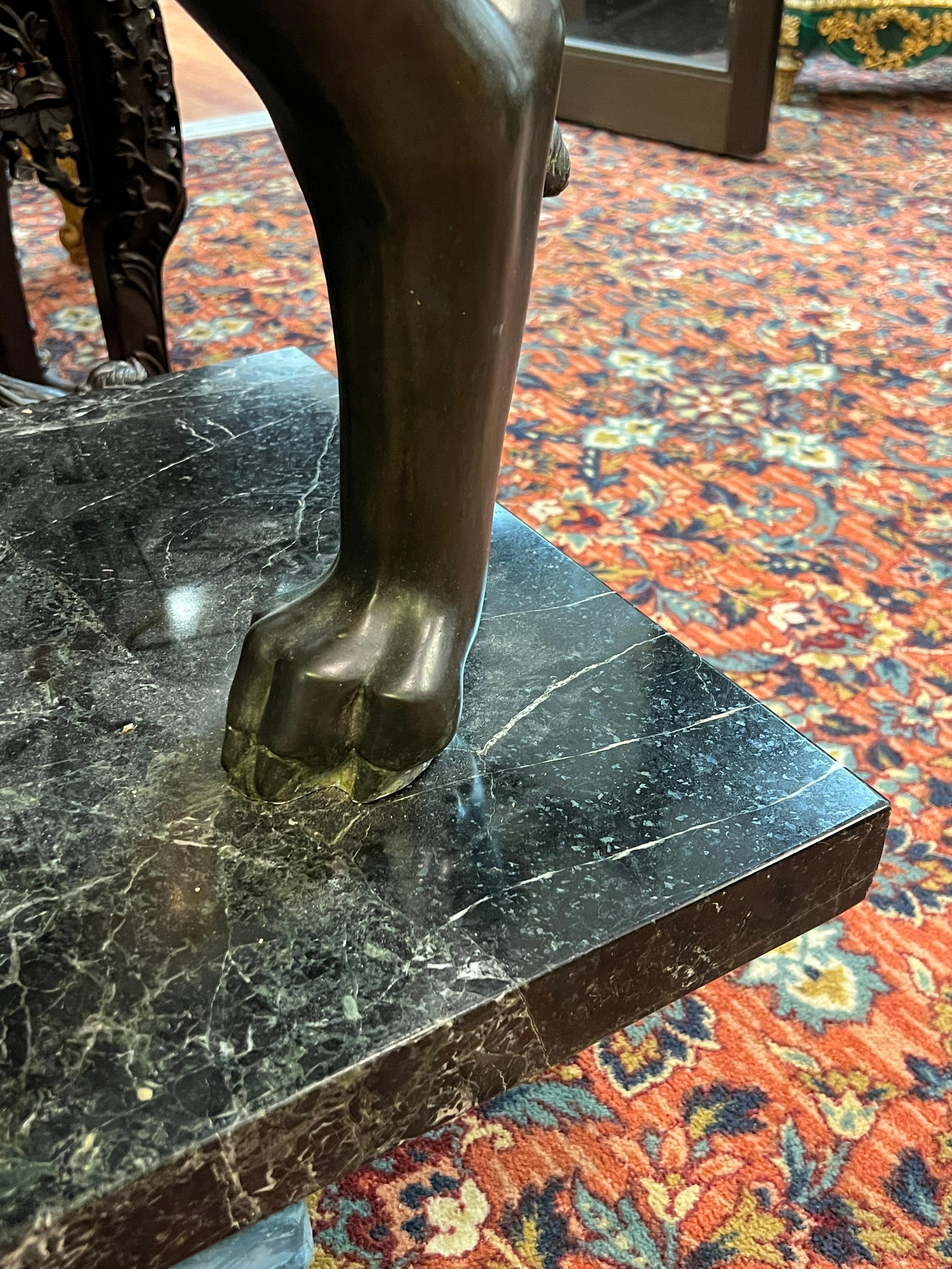 Bronzo Grande statua in bronzo della lupa capitolina che allatta Romolo e Remo in vendita