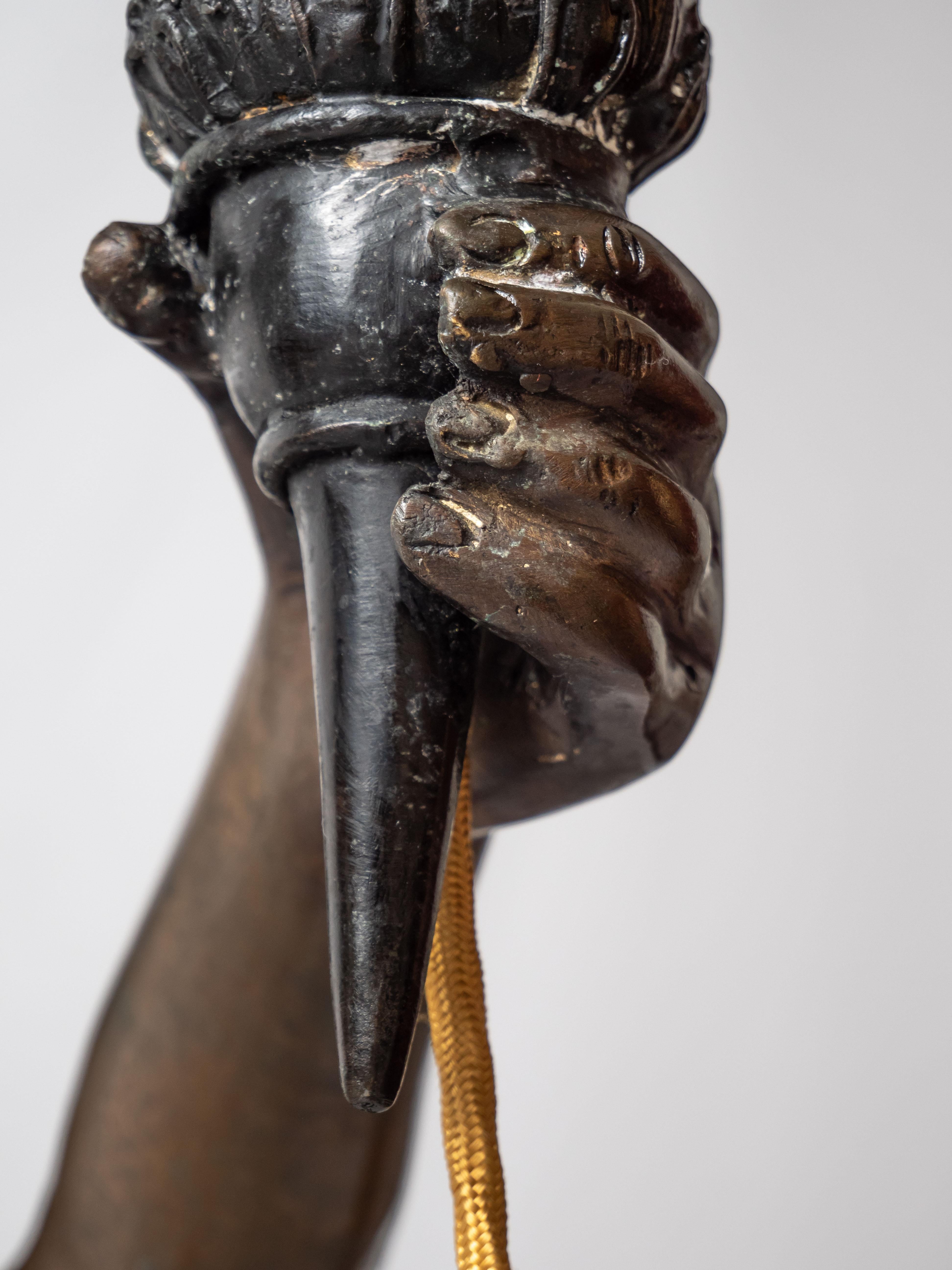 Large bronze statues of Cupids carrying a torch For Sale 12