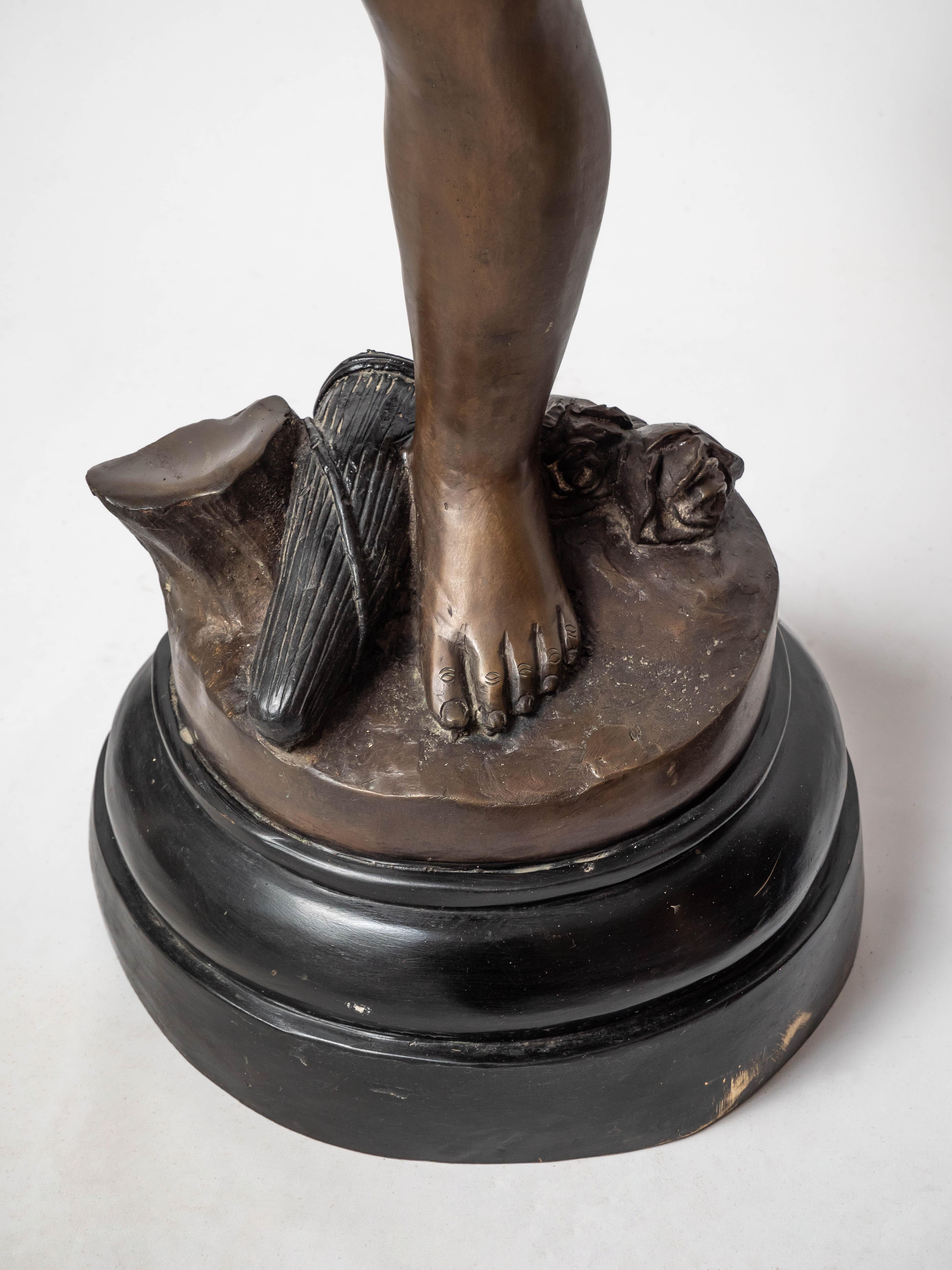 Large bronze statues of Cupids carrying a torch For Sale 13