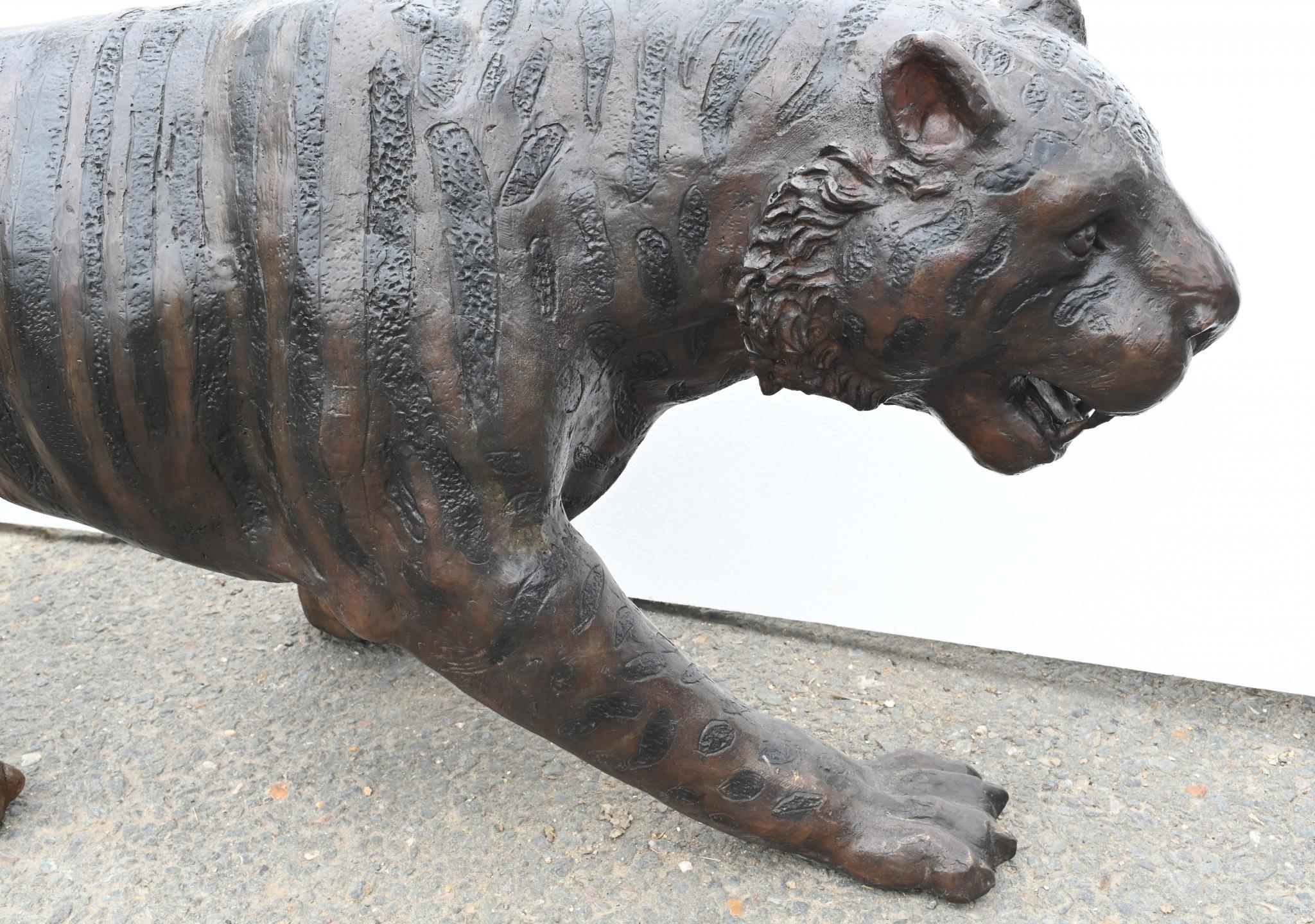 Grande statua di bronzo di gatto tigre, leone, pantera, fusione di bronzo in vendita 5