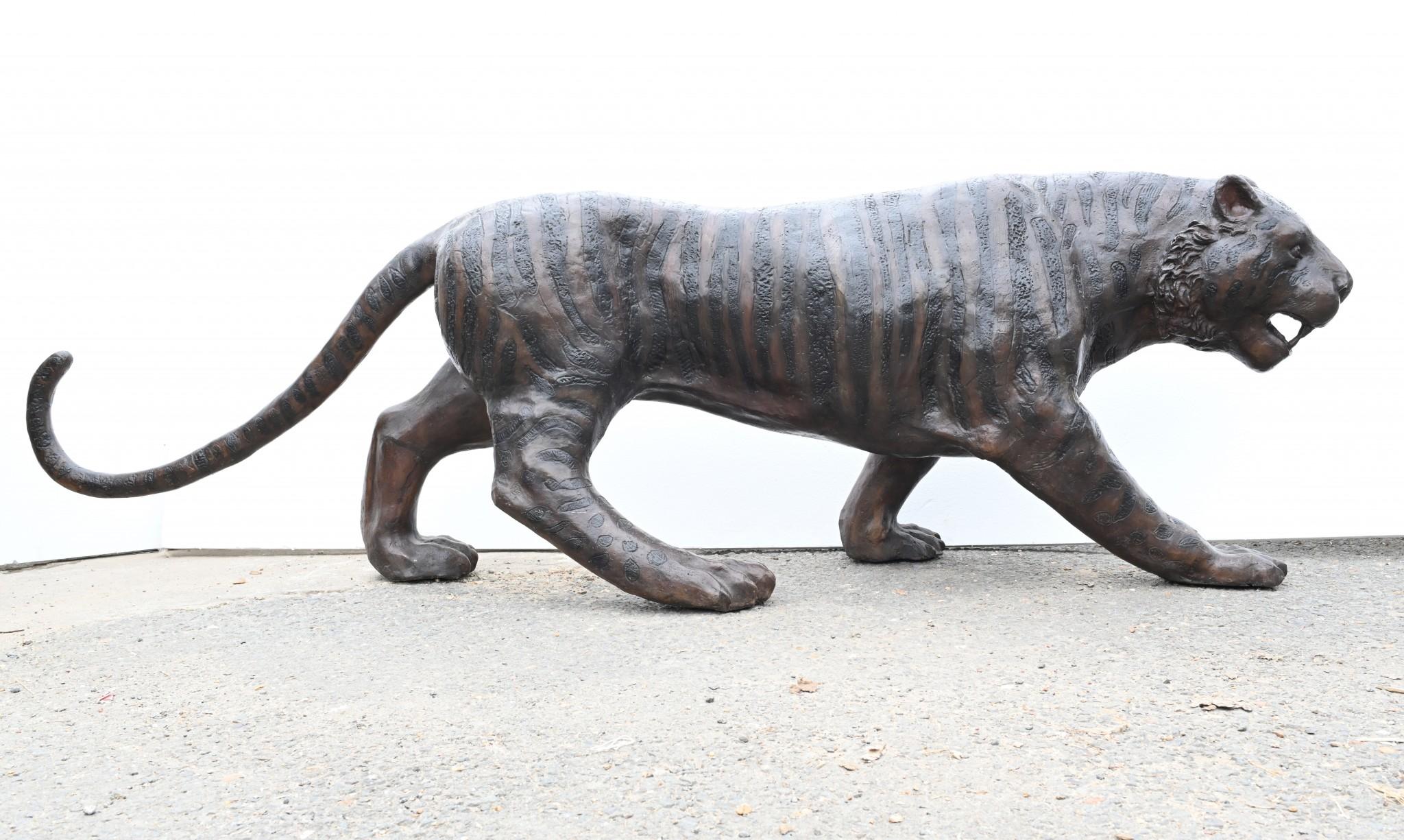 Grande statua di bronzo di gatto tigre, leone, pantera, fusione di bronzo in vendita 6