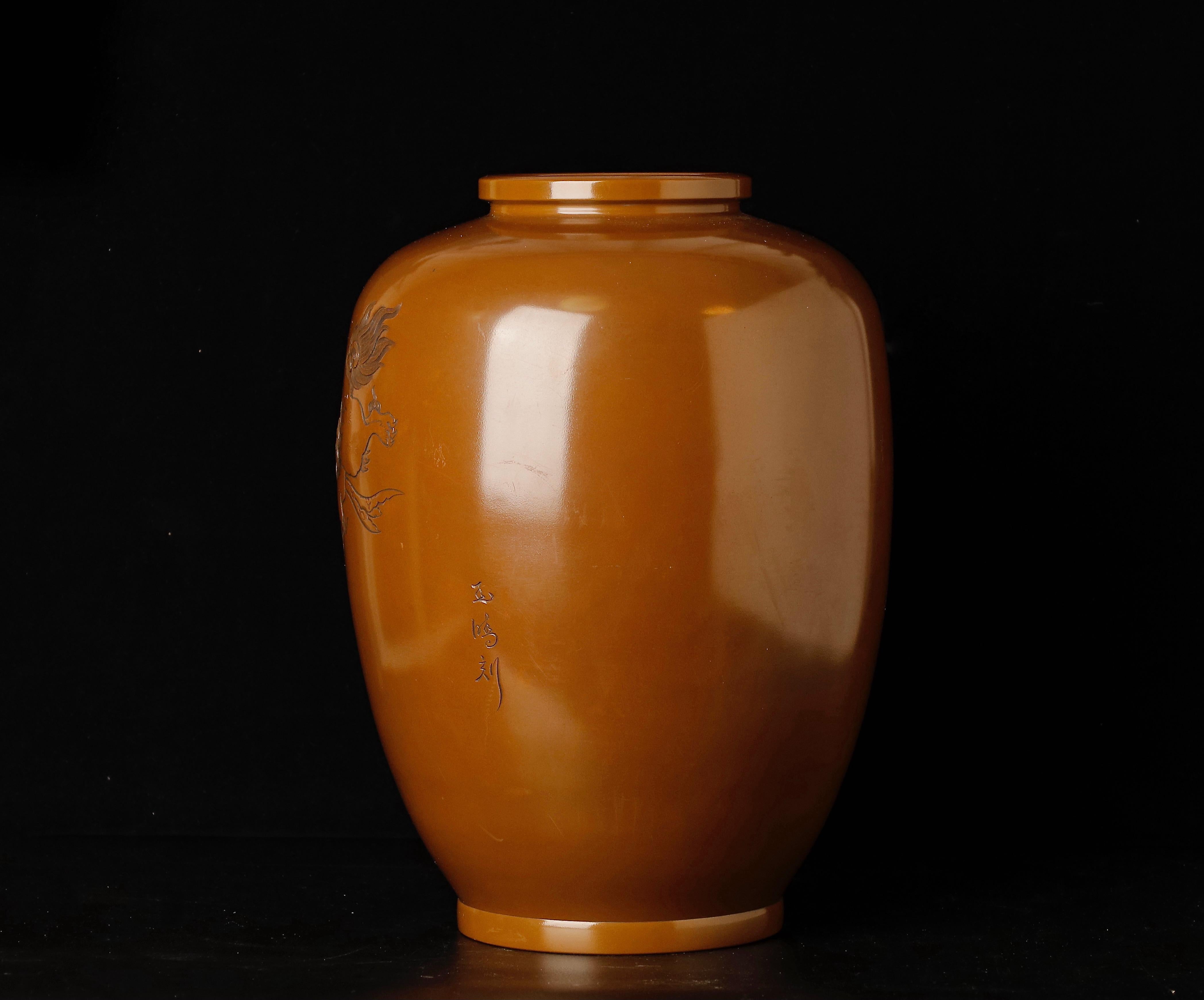 Large Bronze Vase with Shishi Lions Design For Sale 1