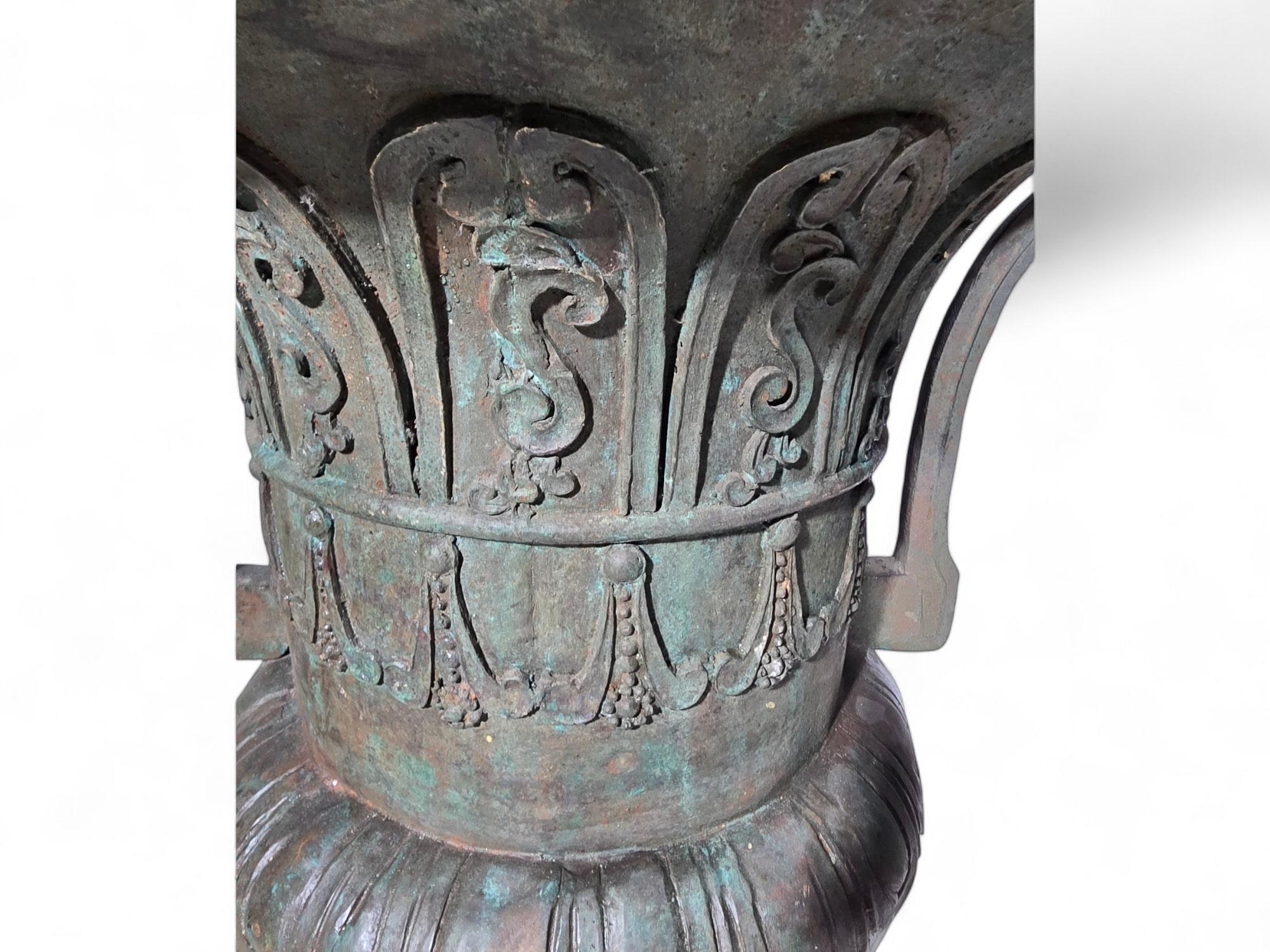 Large Bronze Vases 1950s Made im Bronze Versalles For Sale 9