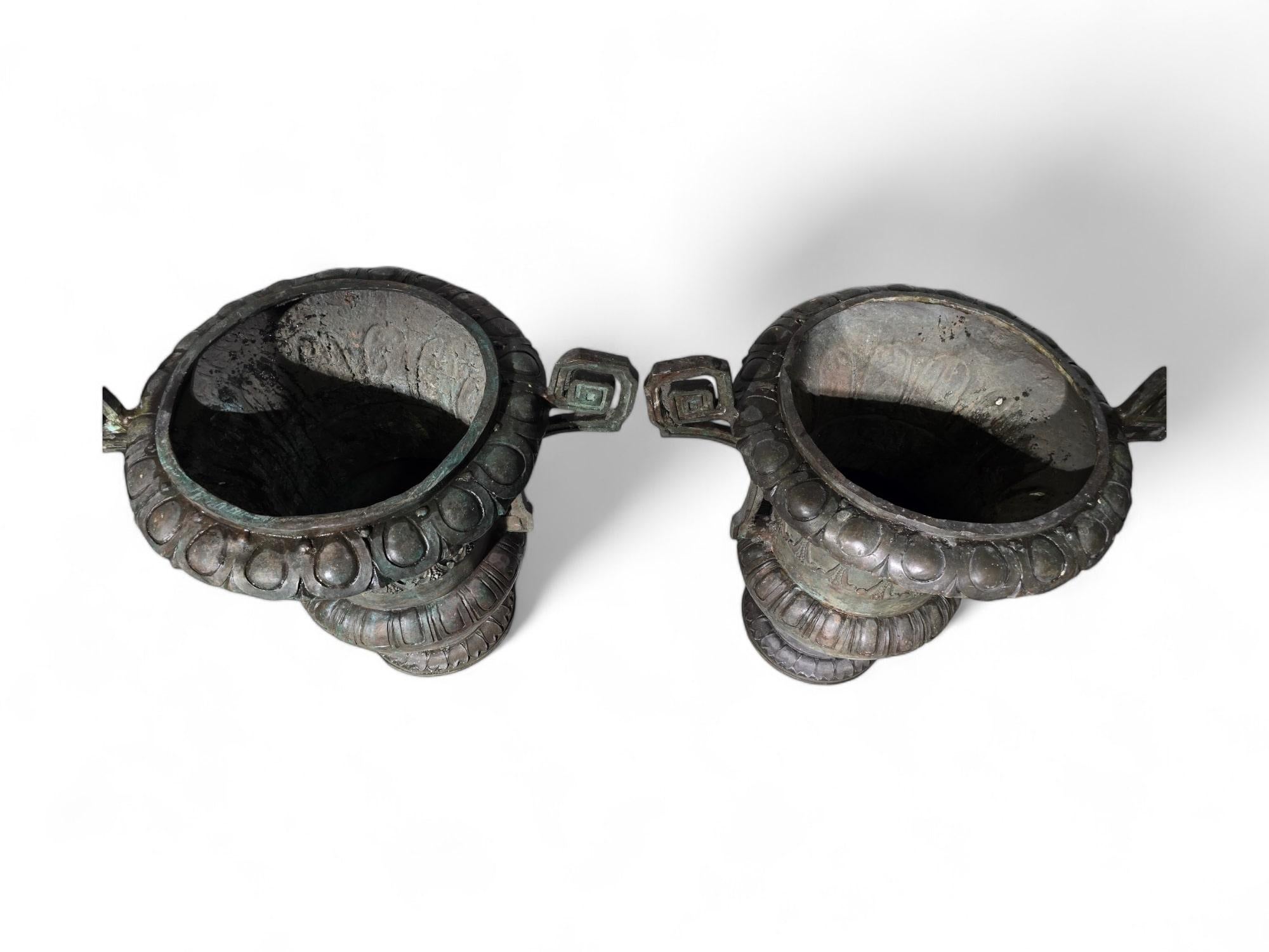 Large Bronze Vases 1950s Made im Bronze Versalles For Sale 10