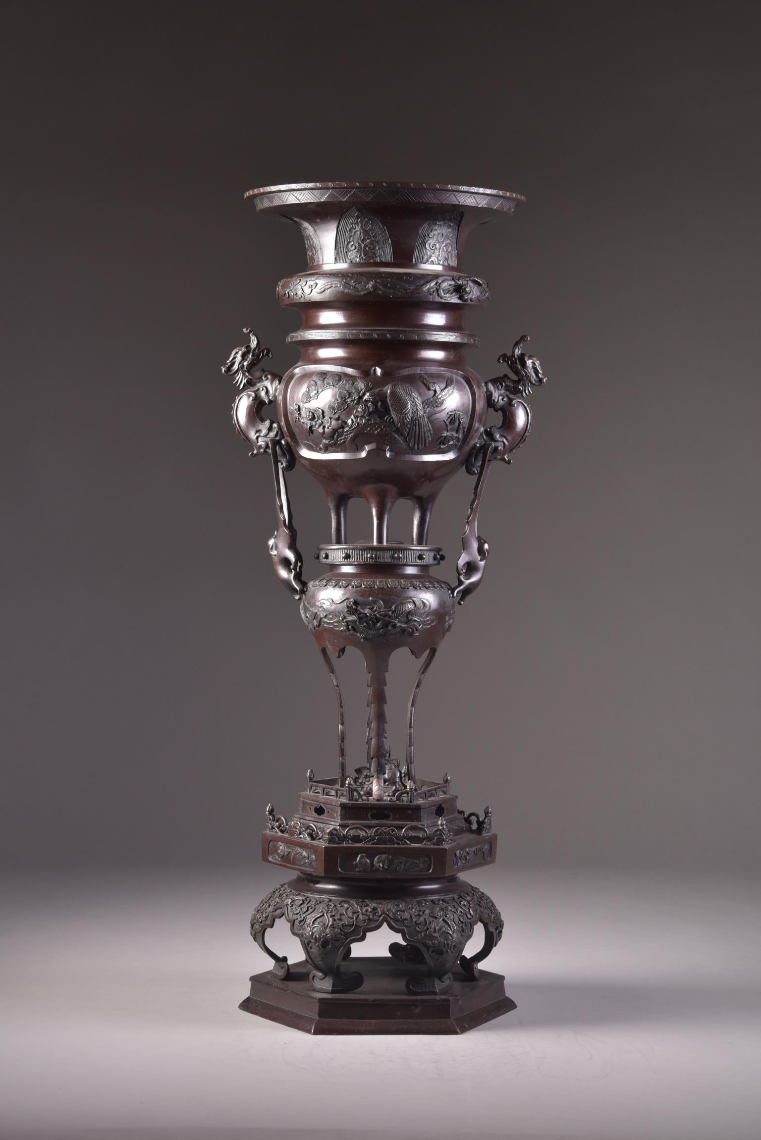 Japanese Large Bronze Vase with Imposant Reliefs, Japan, Meiji Period, Late 19th Century