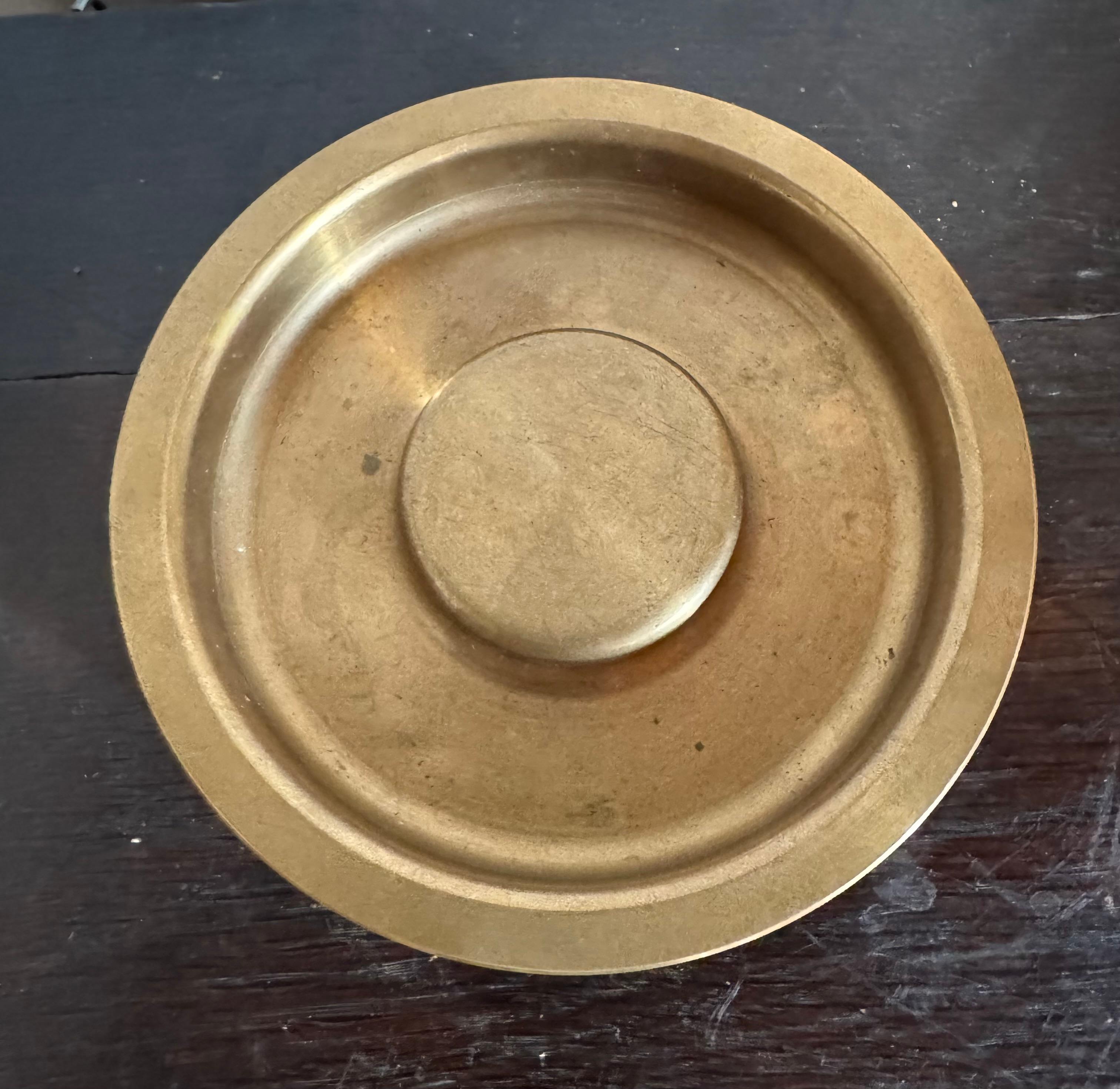 Bronzed Large bronze vide poche For Sale