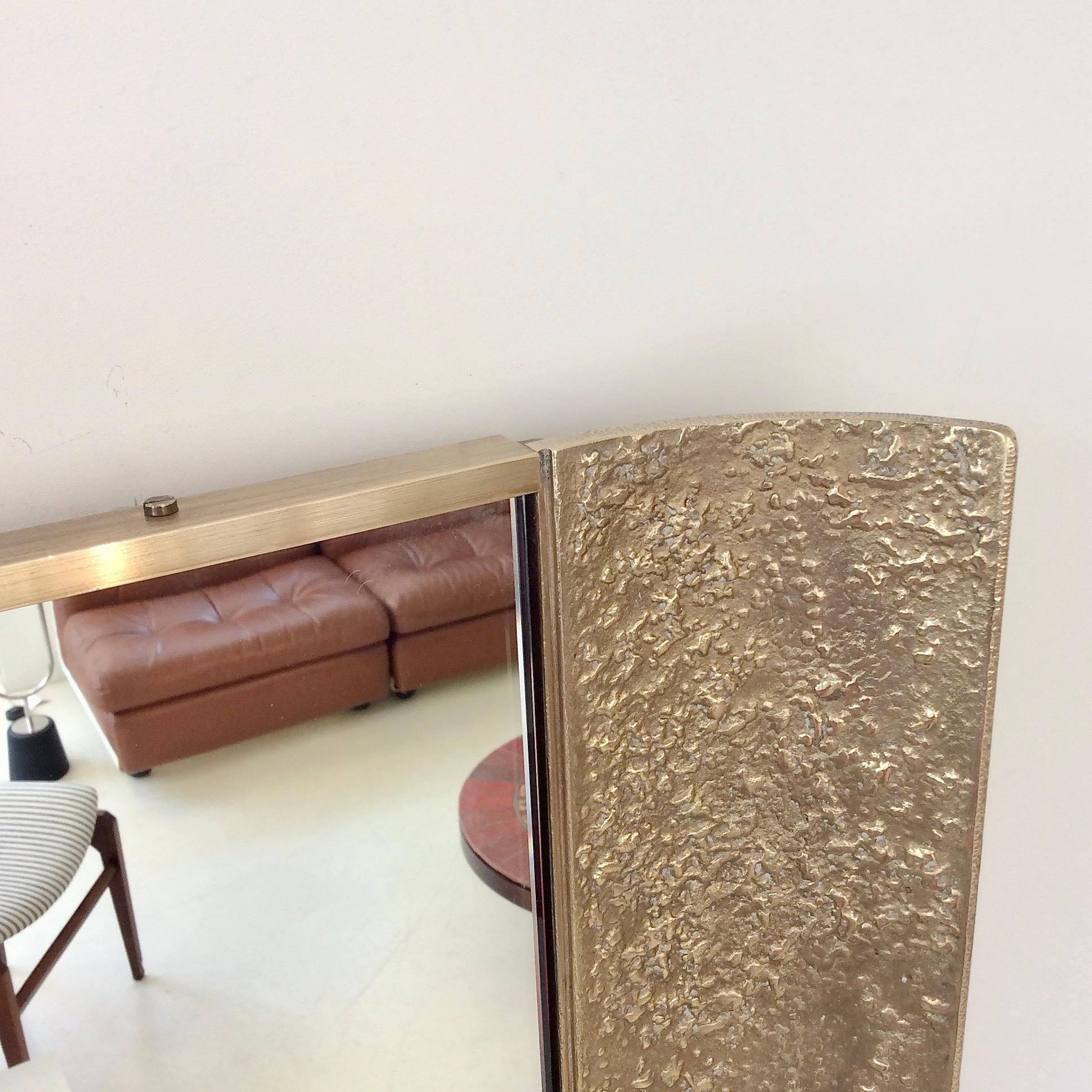 Grand miroir mural en bronze de Luciano Frigerio pour Cellini Cantu, vers 1970, Italie en vente 3