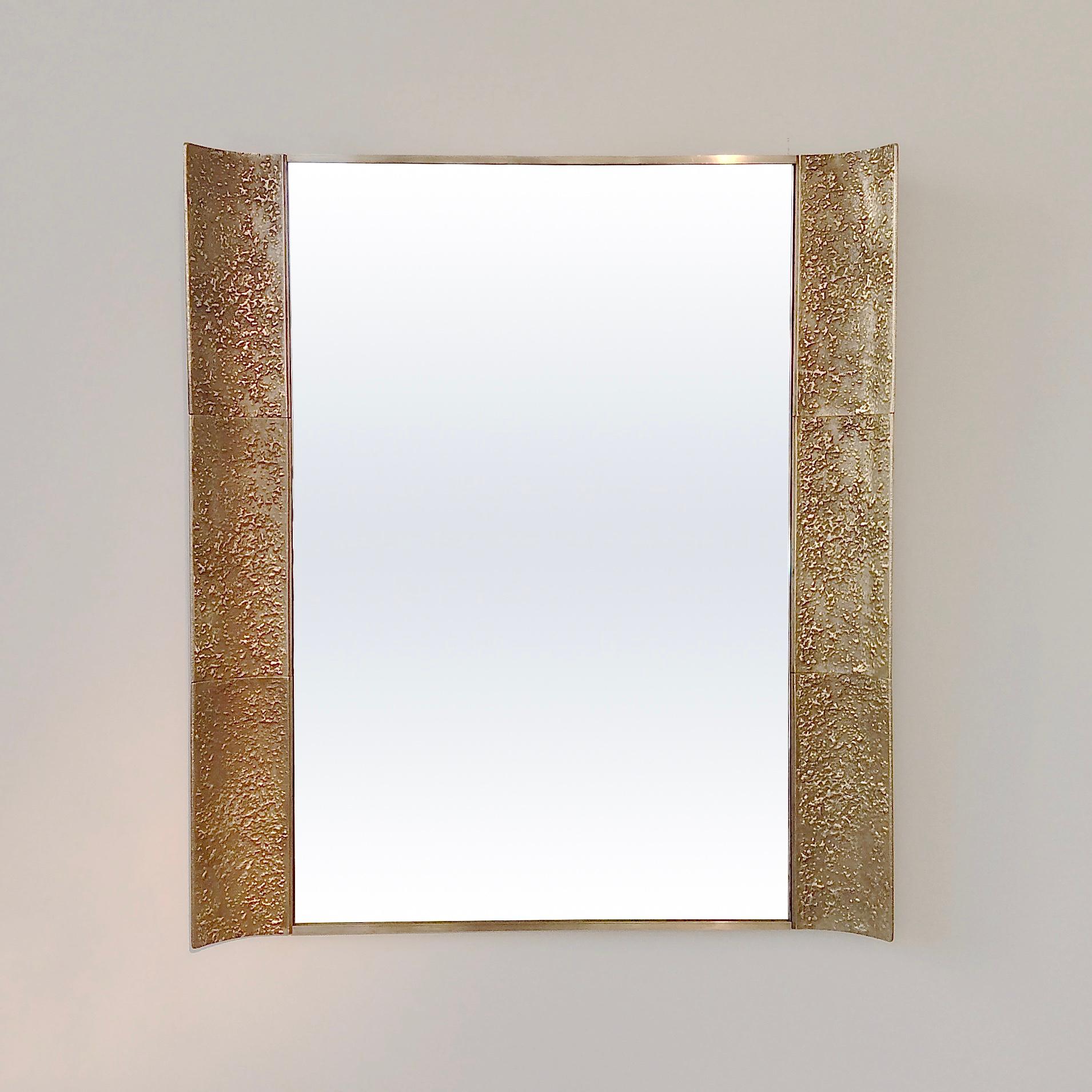 Mid-Century Modern Luciano Frigerio Large Bronze Wall Mirror for Cellini Cantu, circa 1970, Italy For Sale