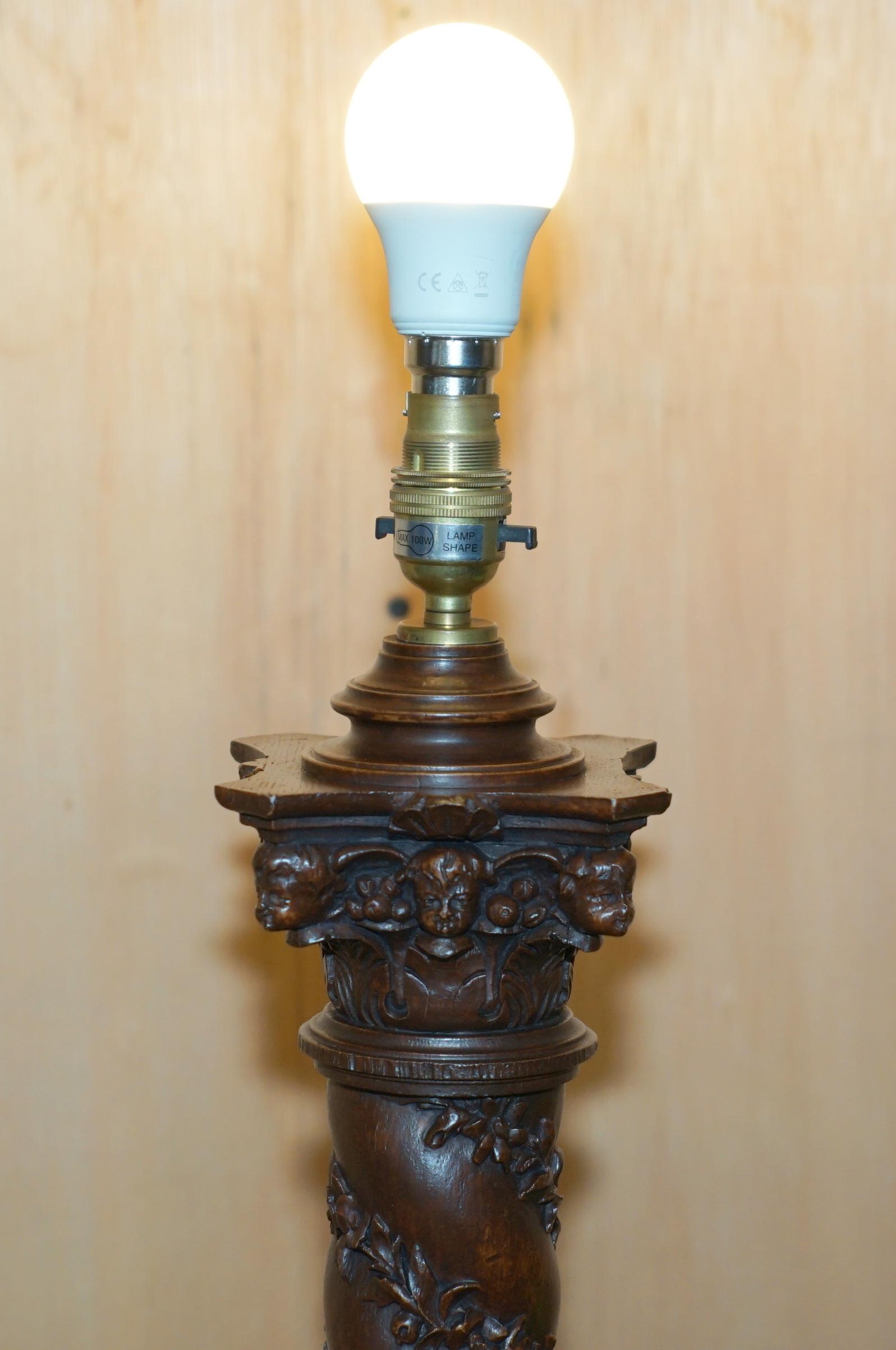 English LARGE BRONZED FiNISH CORINTHIAN GRAPE VINE DECO PILLAR TABLE LAMP FULLY SERVICED For Sale