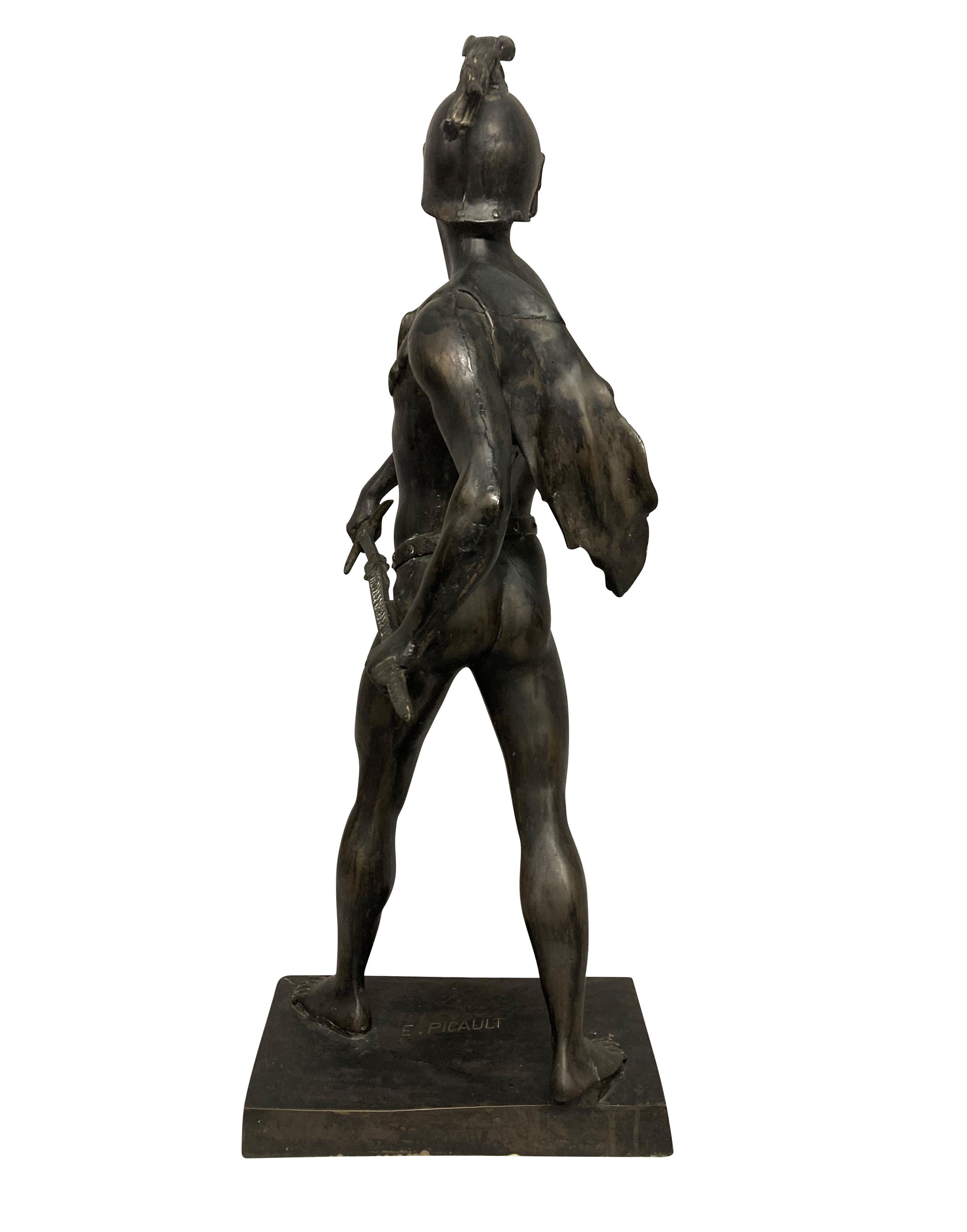 Milieu du XXe siècle Grand gladiateur en bronze d'après Emile Picault en vente