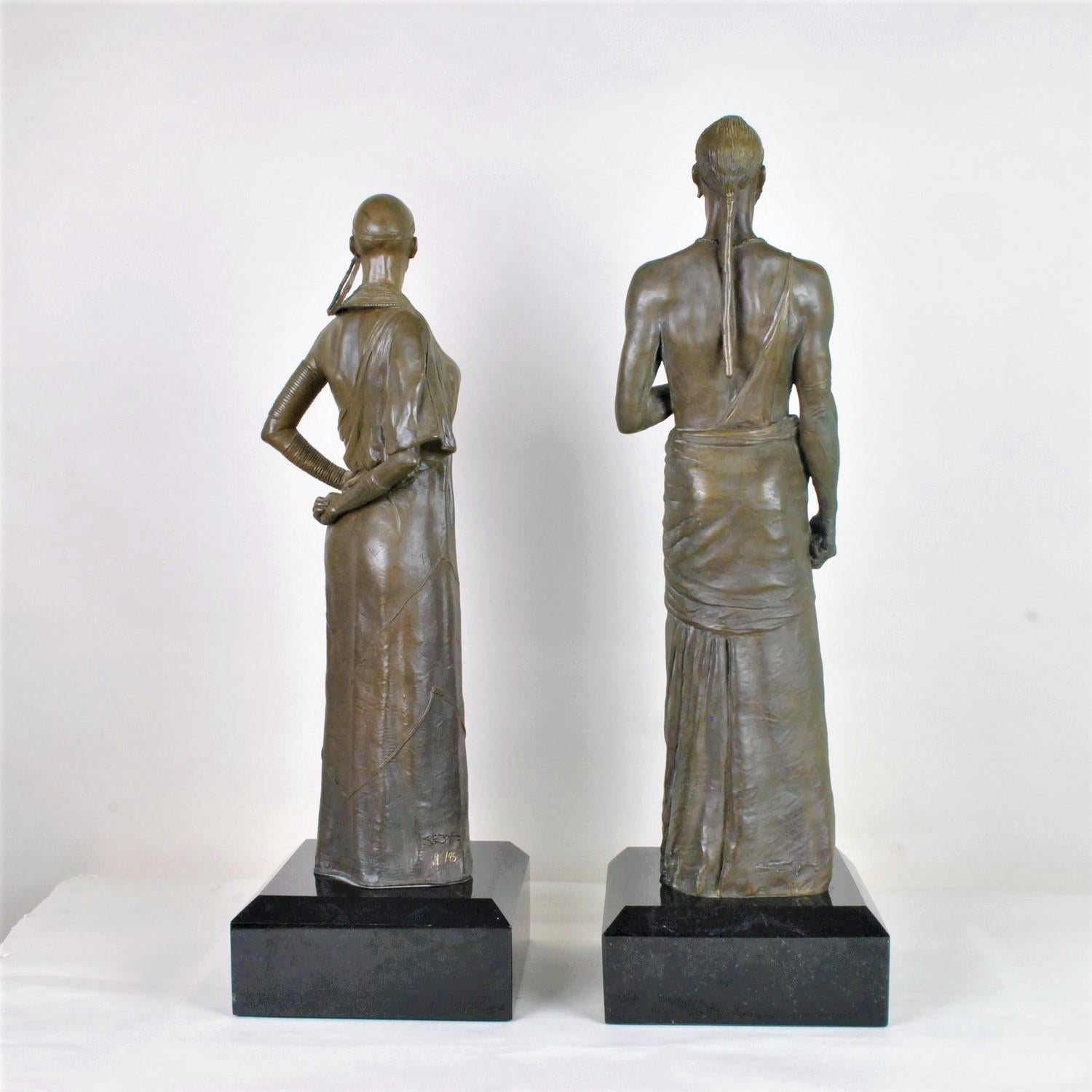 Large Bronzes Couple Of Maasai, XXth Century For Sale 5