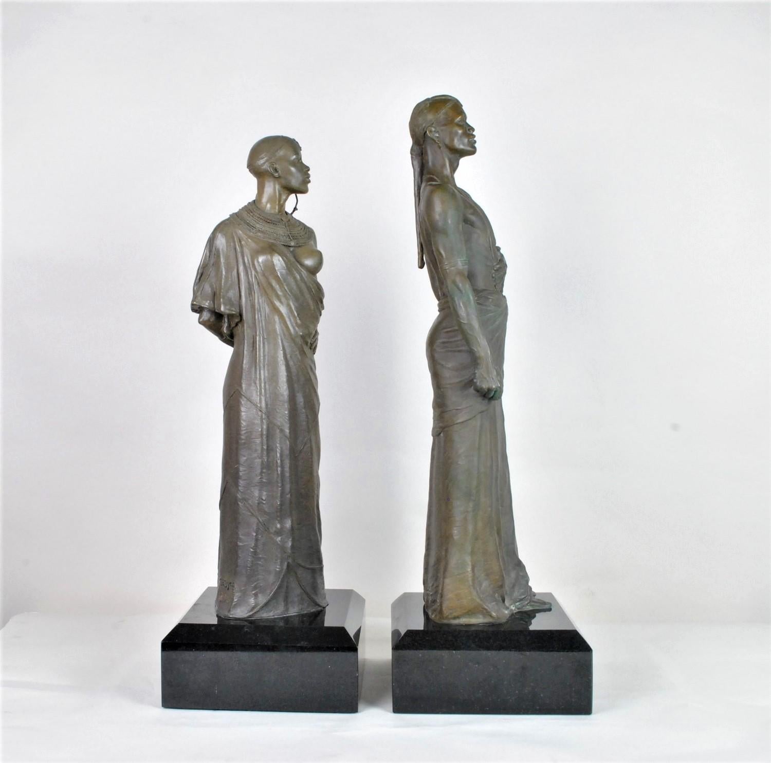 Large Bronzes Couple Of Maasai, XXth Century For Sale 2