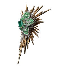 Large Brooch Emerald Diamond Tsavorite Sapphire Gold Baroque style