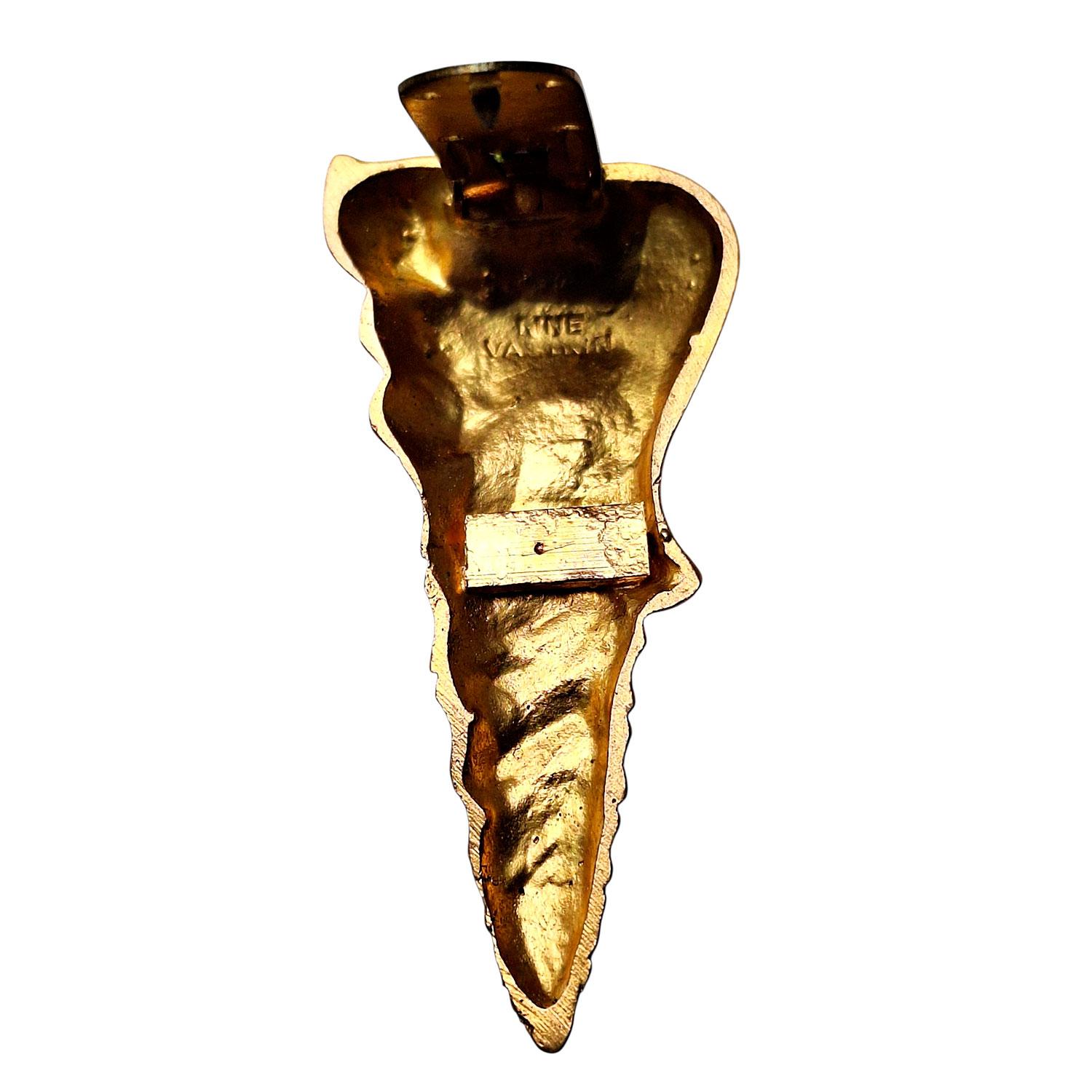 Gilt Large brooch 