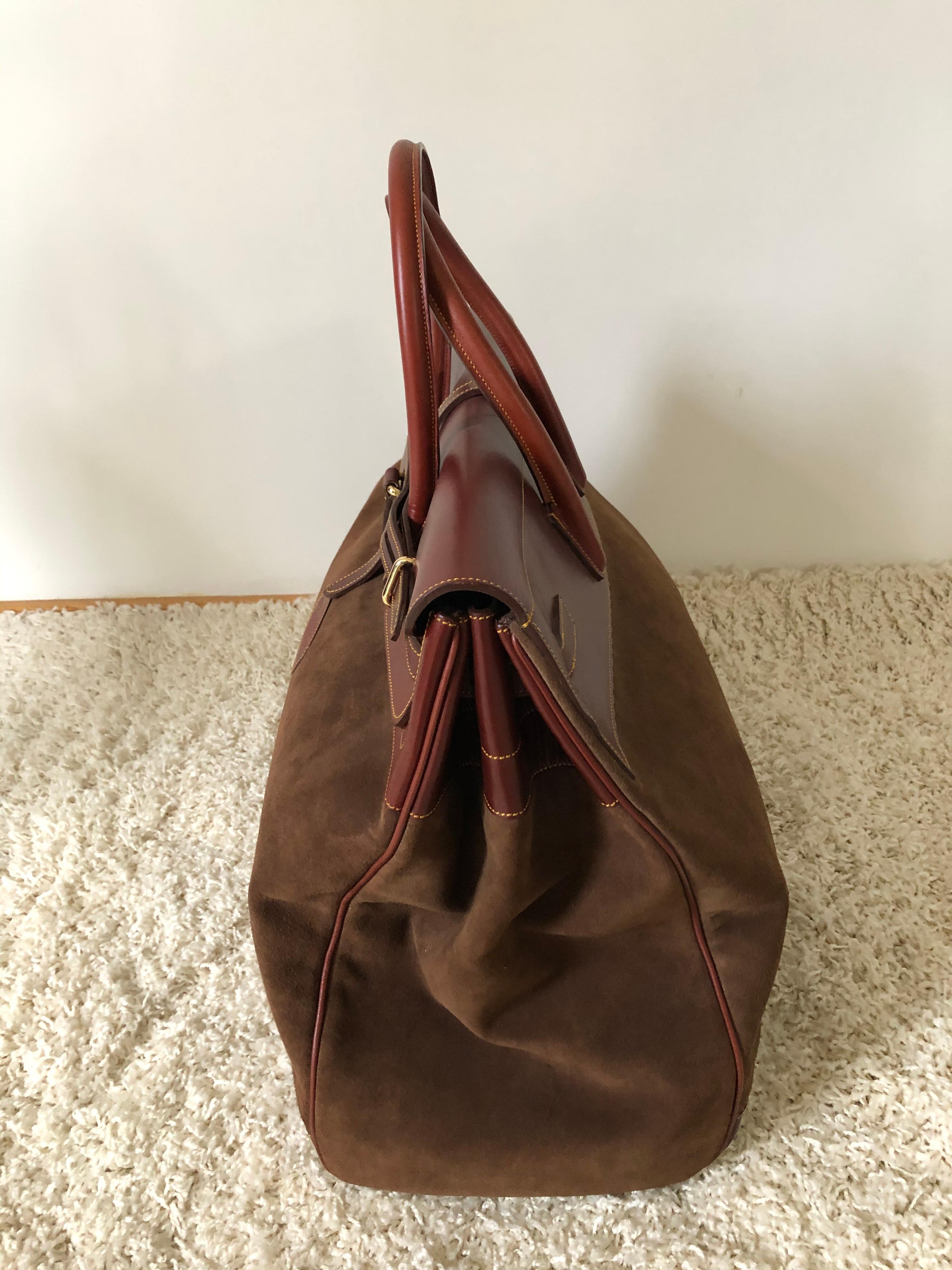 Large Brooks Brothers Suede Overnight Leather Bag In Excellent Condition In Westport, CT