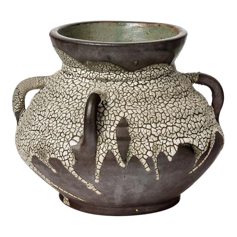 Große braune und weiße Art-Déco-Keramikvase aus Steingut von Jean Pointu French