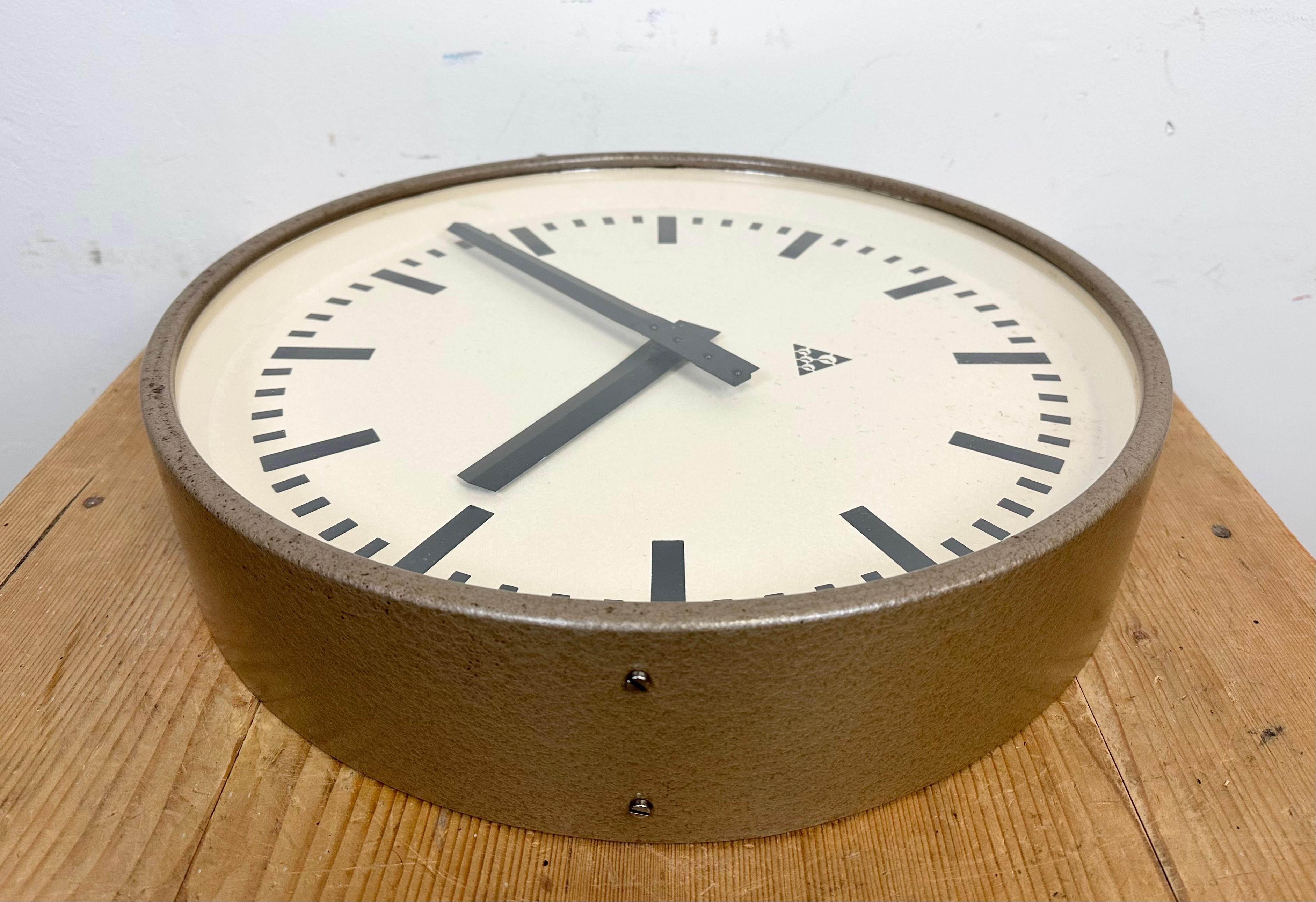 Large Brown Industrial Factory Wall Clock from Pragotron, 1960s 5