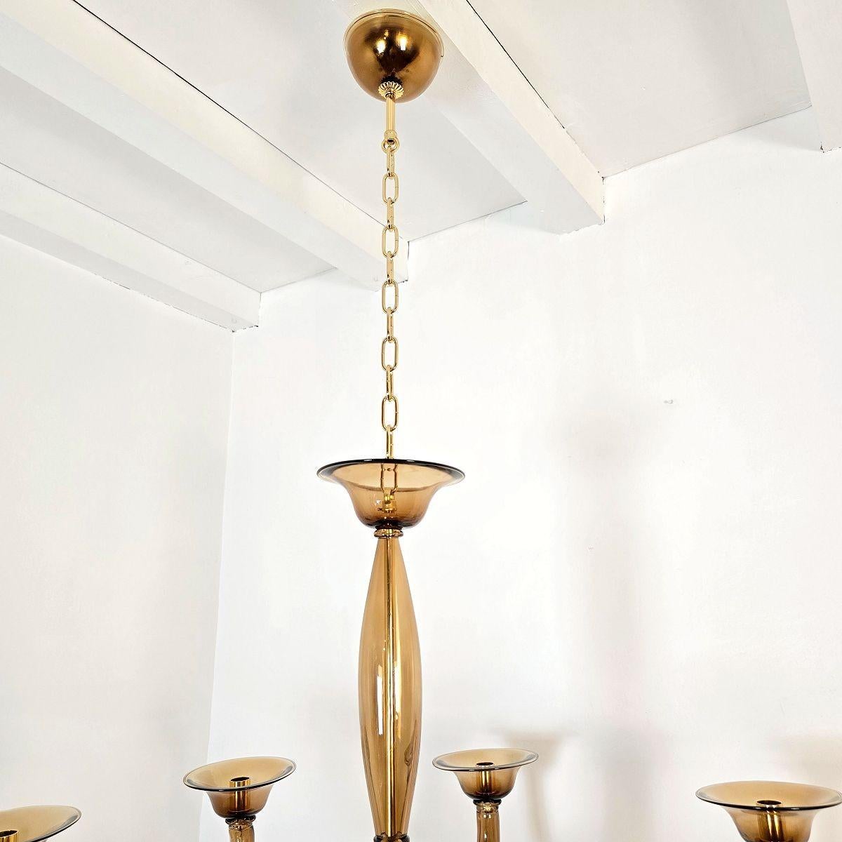 Large brown Murano glass chandelier en vente 4
