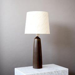 Gran lámpara de sobremesa de gres marrón Palshus de mediados de siglo, Dinamarca, años 60