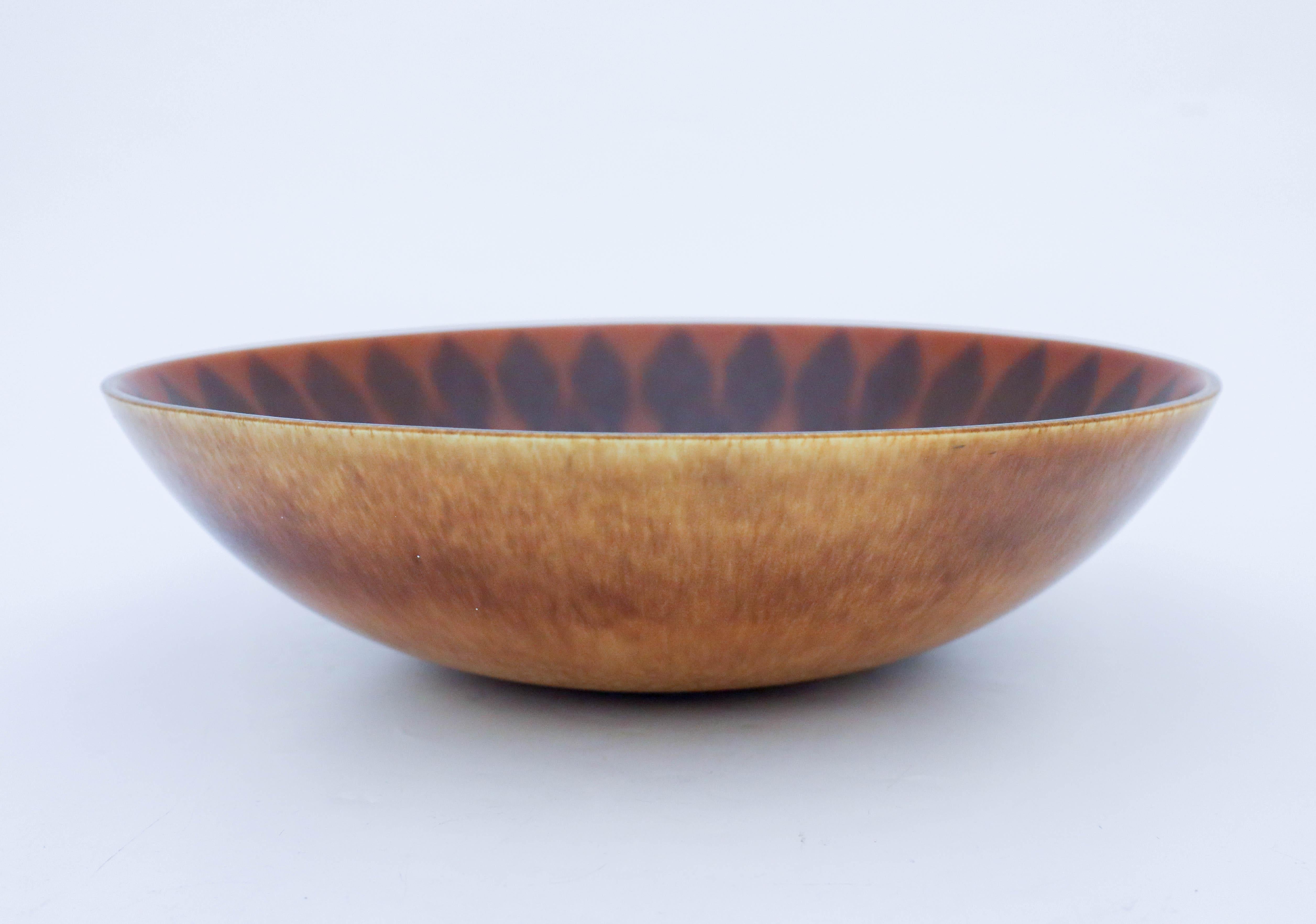 Mid-20th Century Large Brown Bowl, Berndt Friberg, Gustavsberg, 1958 - Scandinavian Modern For Sale