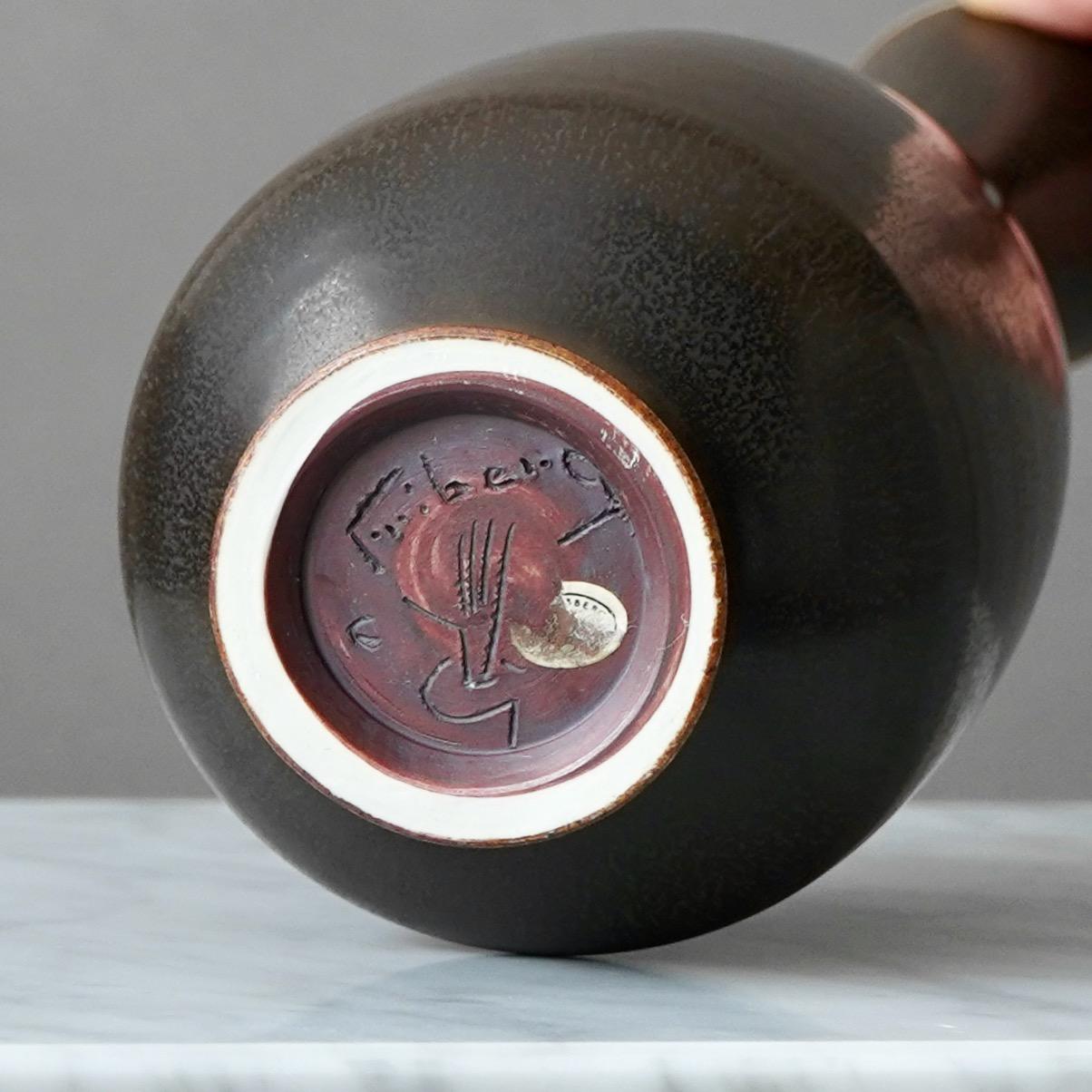 Vaso grande in gres marrone di Berndt Friberg, Studio A, Svezia, 1963 in vendita 3