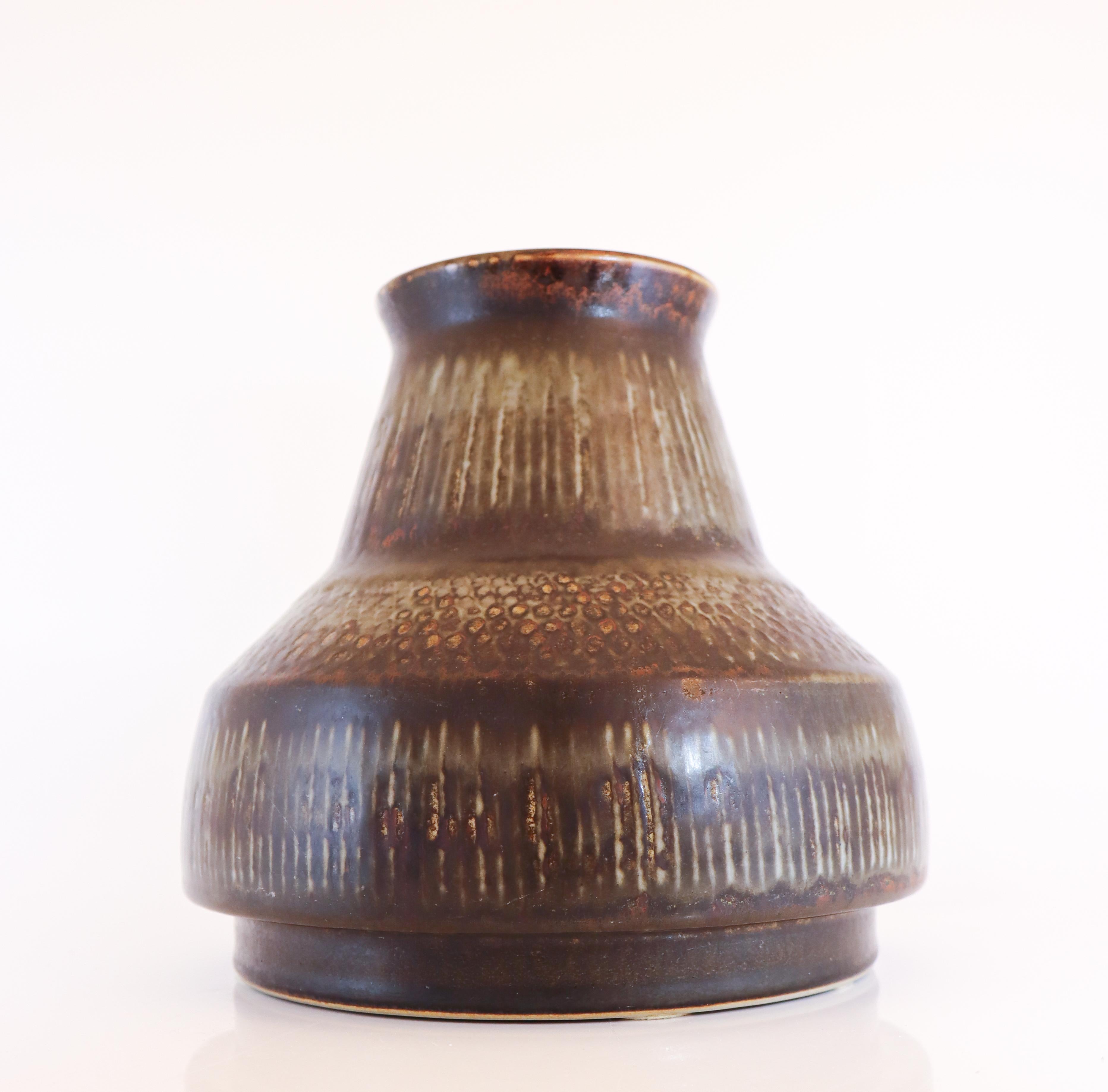 XX secolo Vaso grande marrone unico - Carl-Harry Stålhane  - Rörstrand in vendita