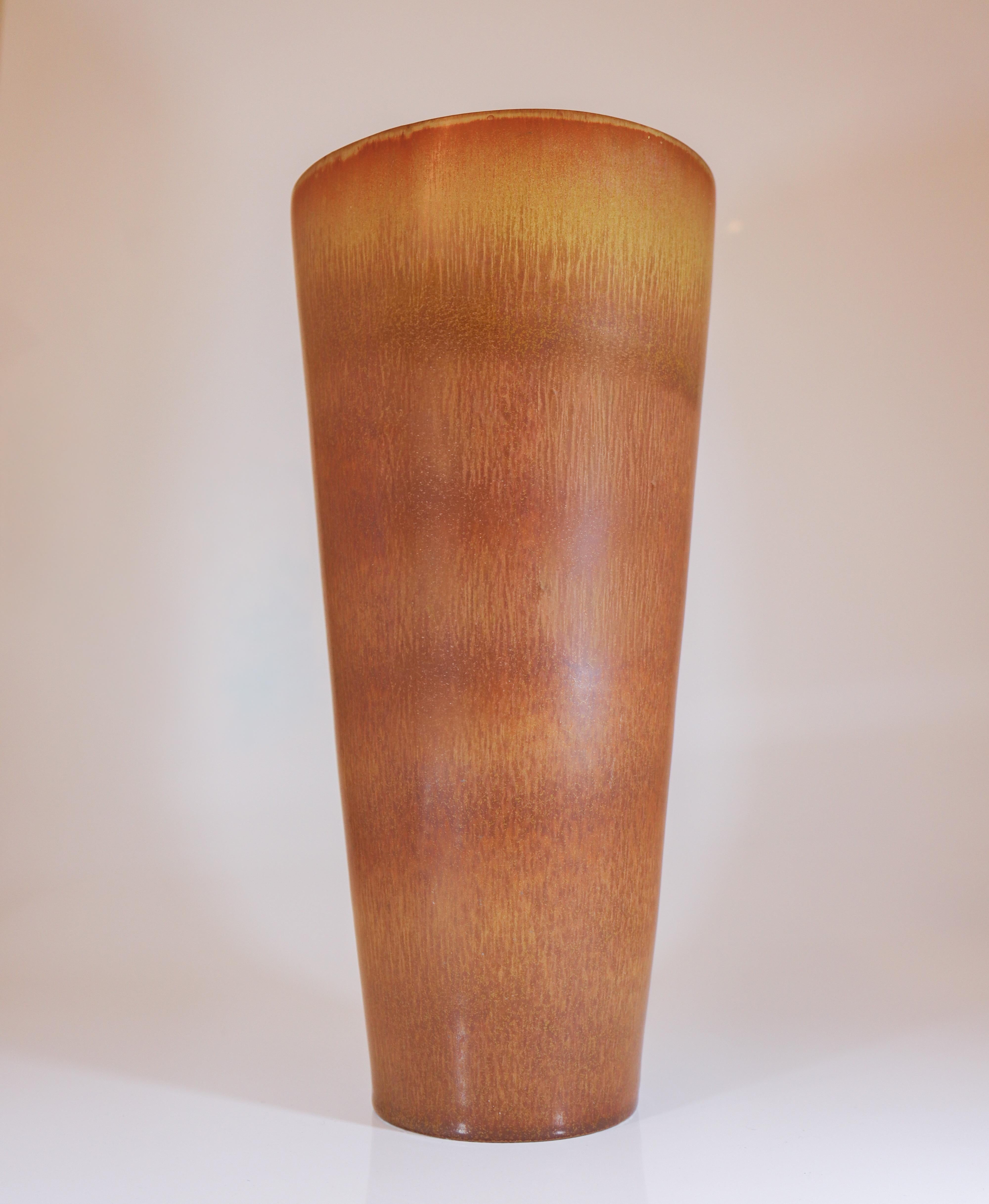 Grès porcellanato Vaso grande marrone Gunnar Nylund, Rörstrand, Scandinavo del Medio Evo in vendita