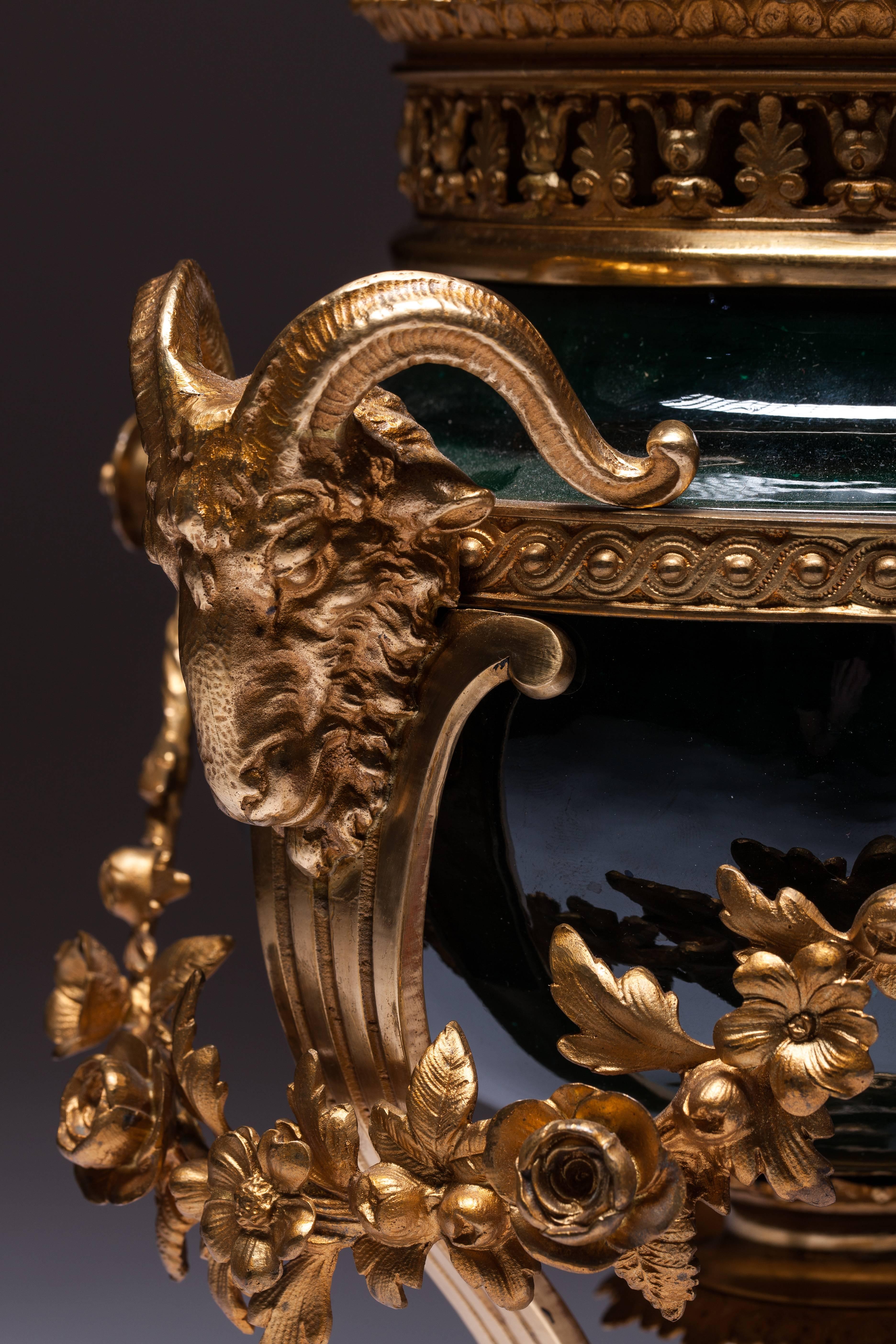 19th Century Large Brûle Perfume Bronze, Gilded, Three-Sided Grooved Base For Sale