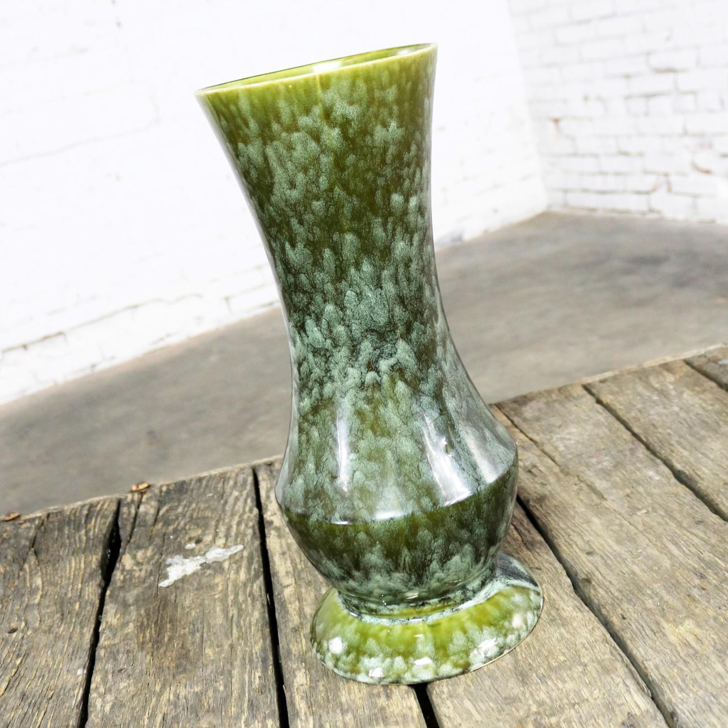 Mid-Century Modern Large Brush McCoy USA Vase Number 177 Green Mottled Glaze