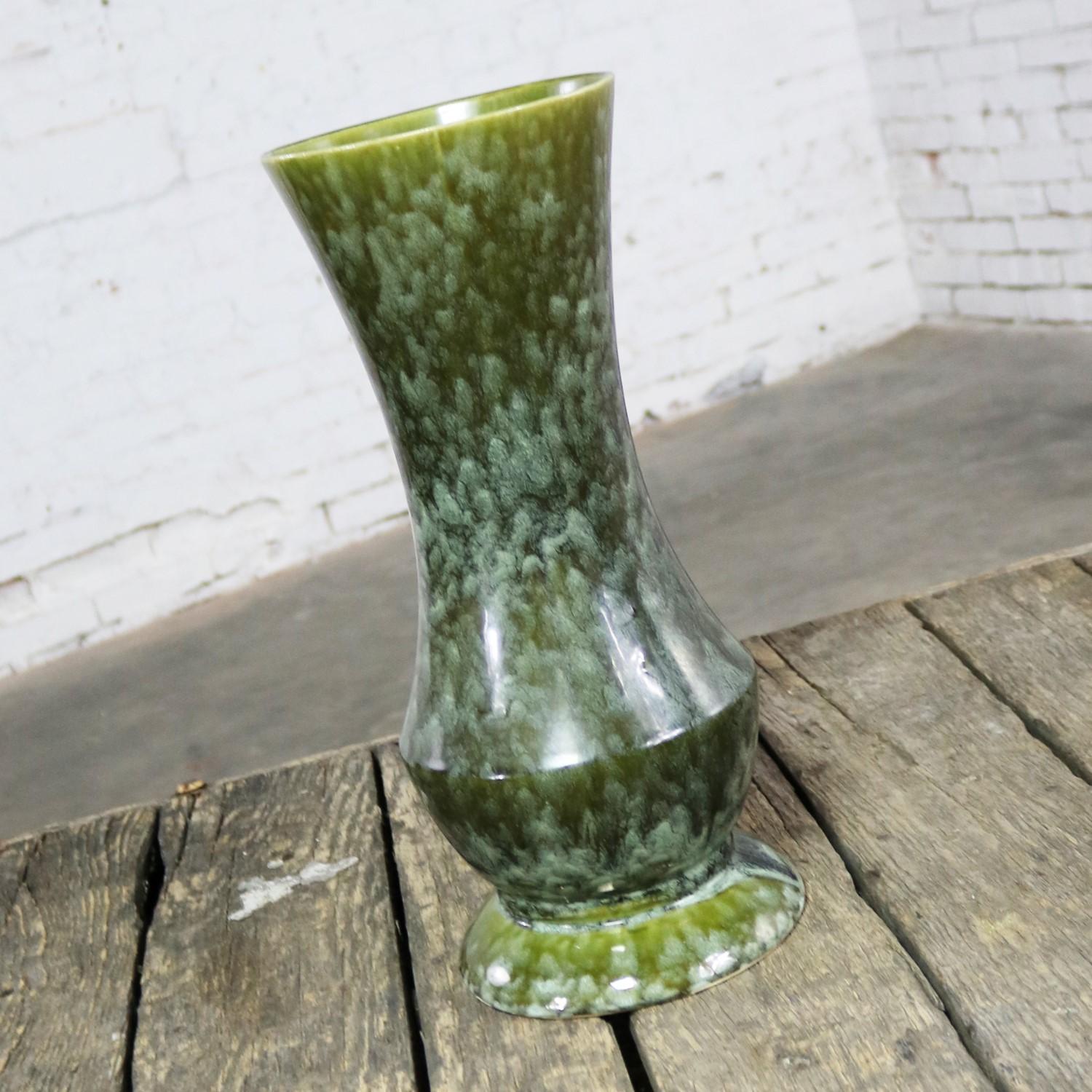 American Large Brush McCoy USA Vase Number 177 Green Mottled Glaze