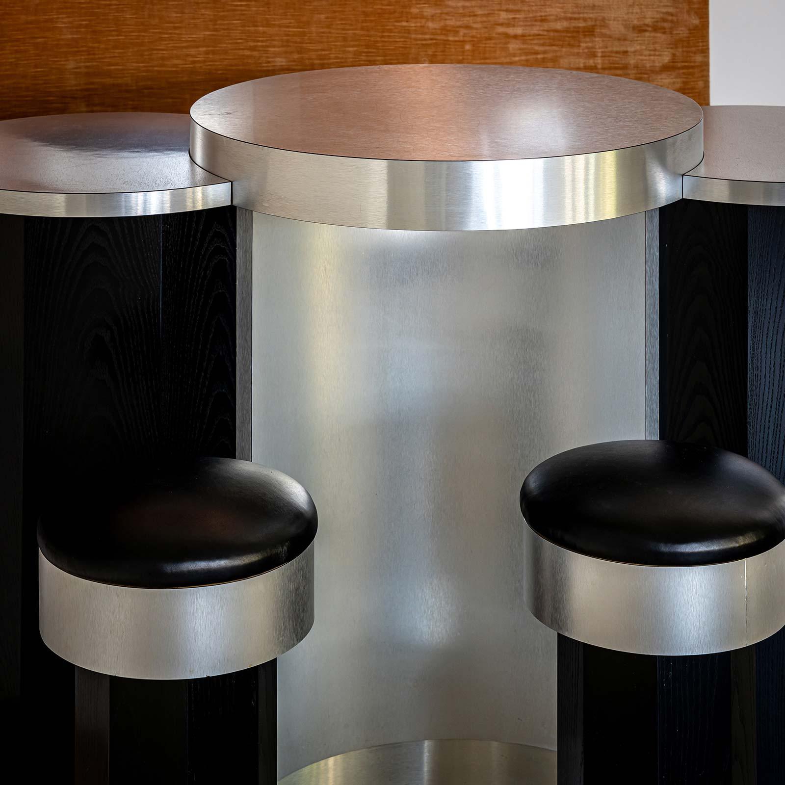 Large Brushed Aluminium Bar, Italy 1970s For Sale 2