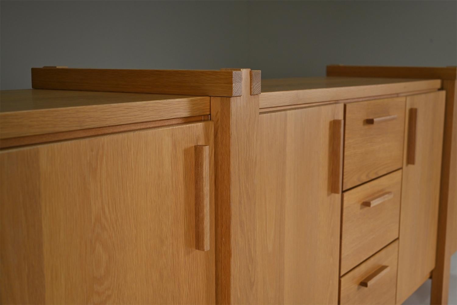 Oak Large brustalist oak sideboard, Belgium. For Sale