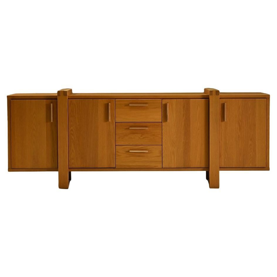 Large brustalist oak sideboard, Belgium. im Angebot