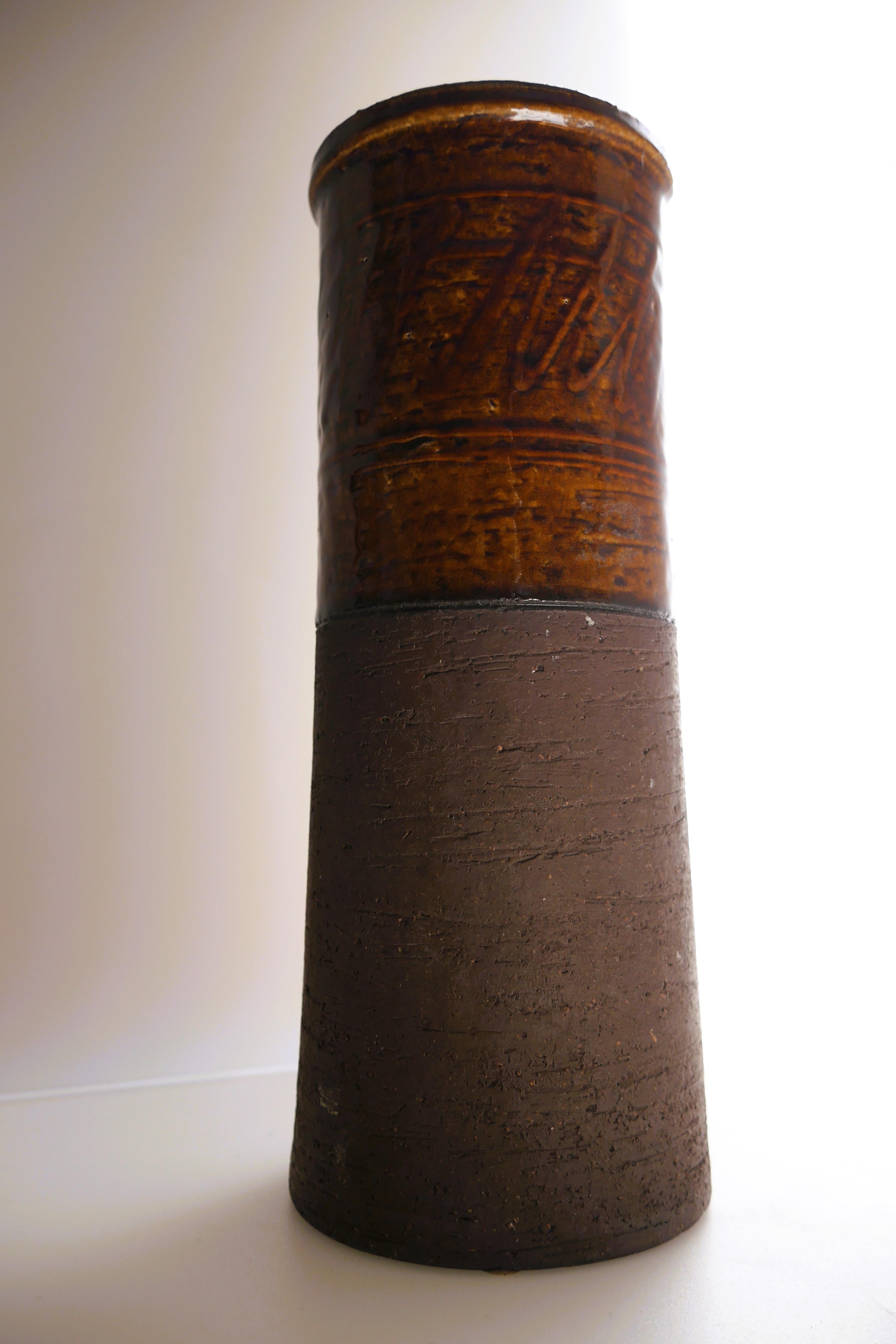Milieu du XXe siècle Grand vase en céramique d'art brutal d'Inger Persson pour Rörstrand, Suède en vente