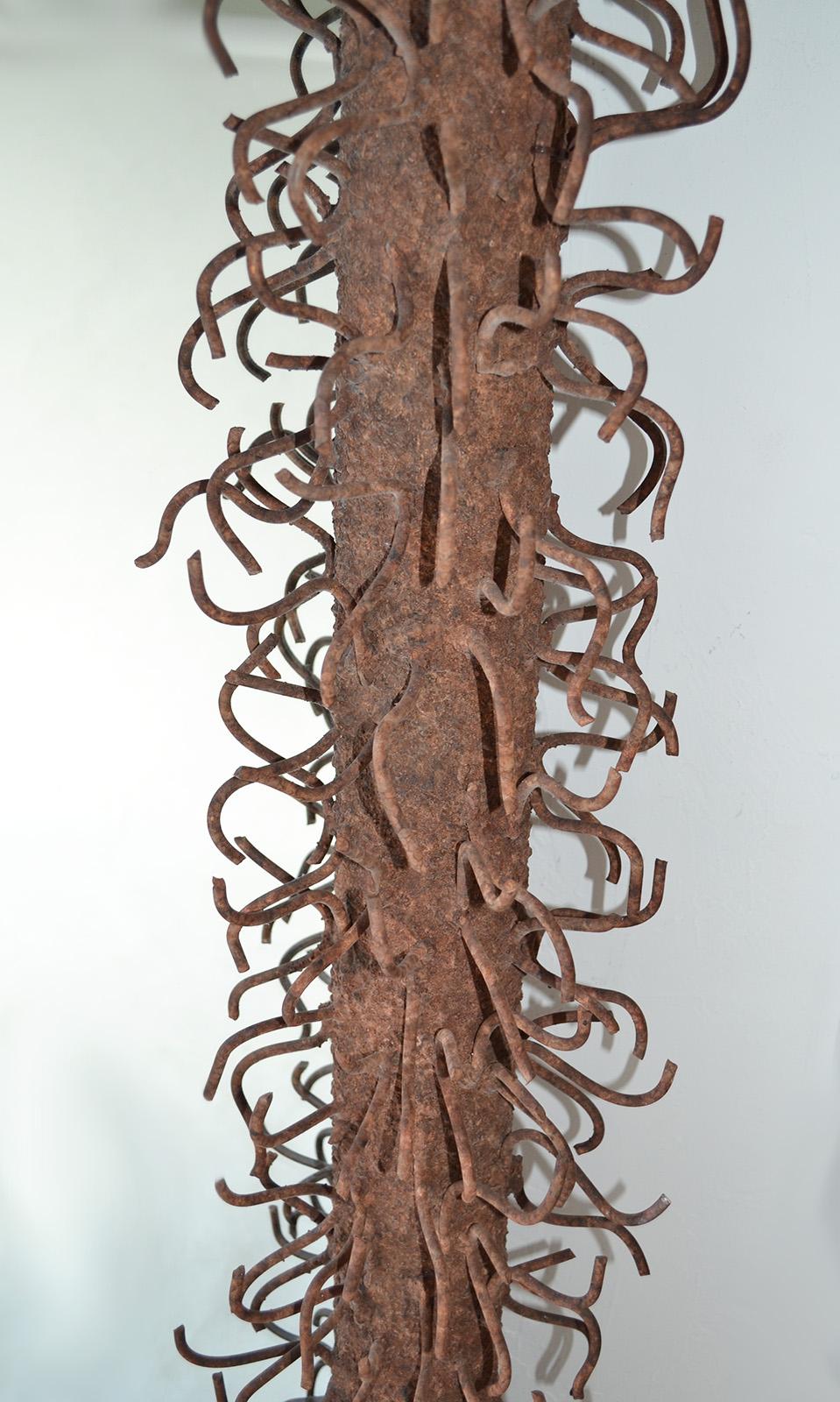 Large Brutalist Iron Mirror 'Eyelash' Avant Garde 1980s, USA In Good Condition For Sale In Fort Lauderdale, FL