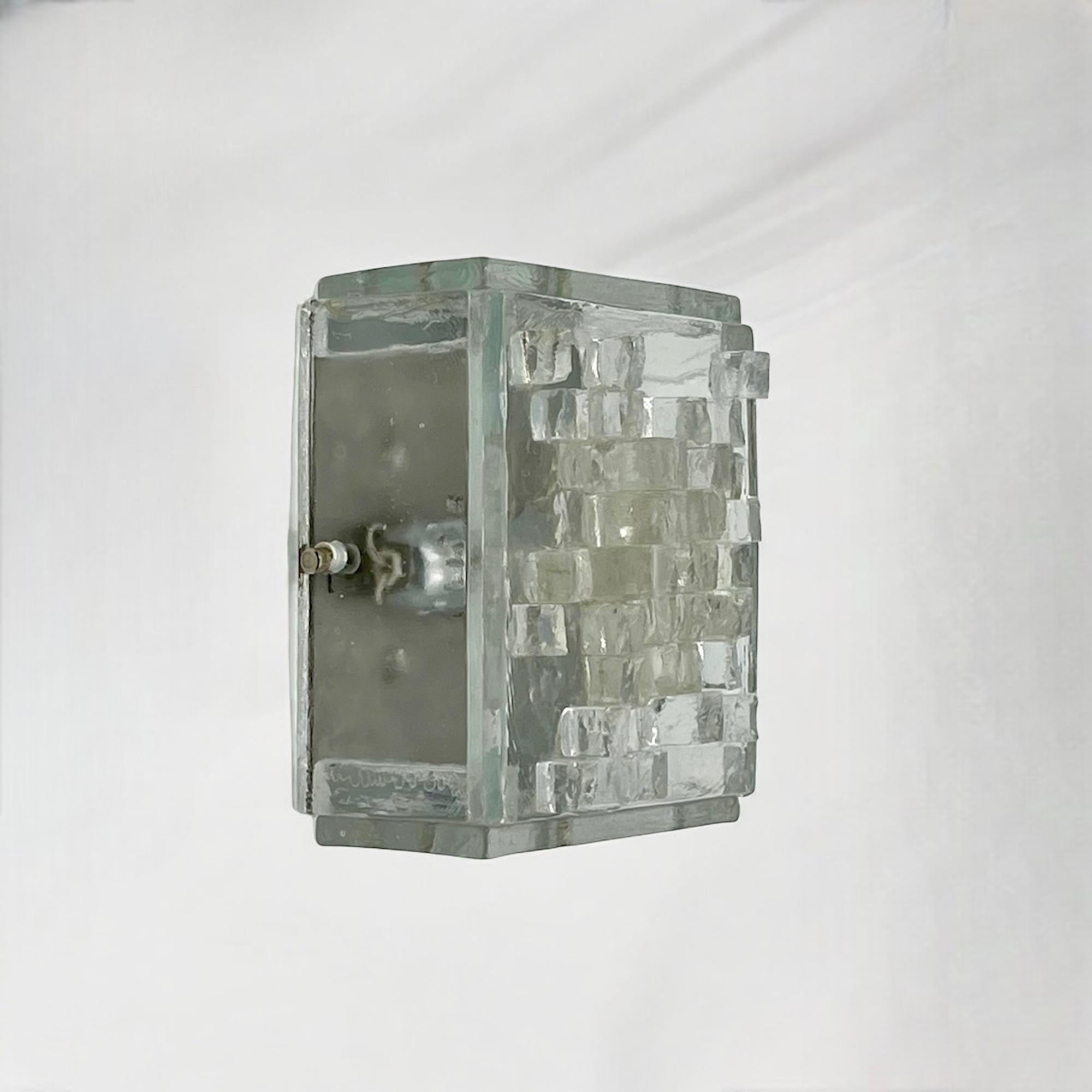 Grande lampe brutaliste des années 70 en verre épais de Poliarte, fabriquée à la main, neuve et ancienne Bon état - En vente à San Benedetto Del Tronto, IT
