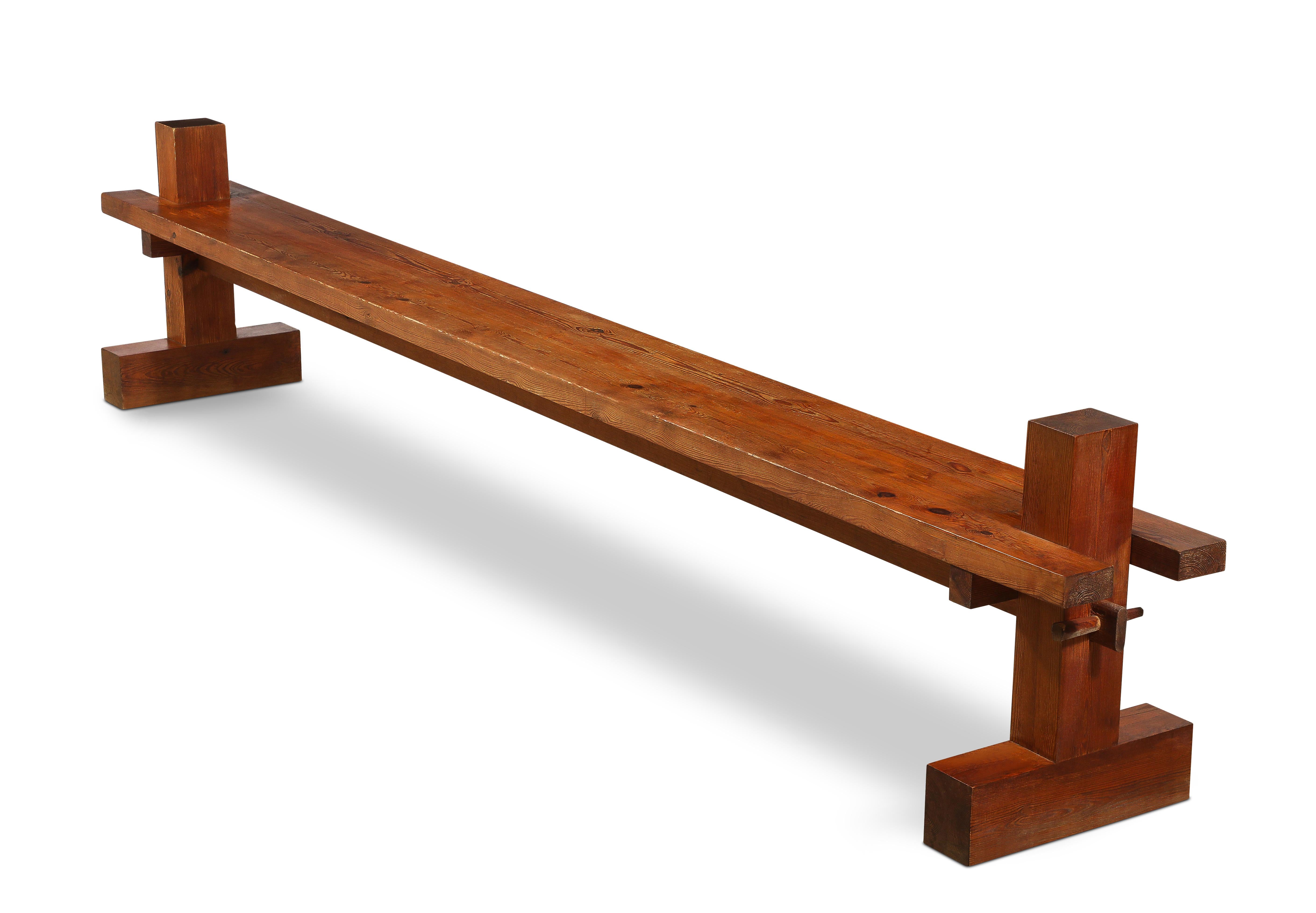 Große brutalistische Bänke, Frankreich 1960er Jahre im Angebot 7