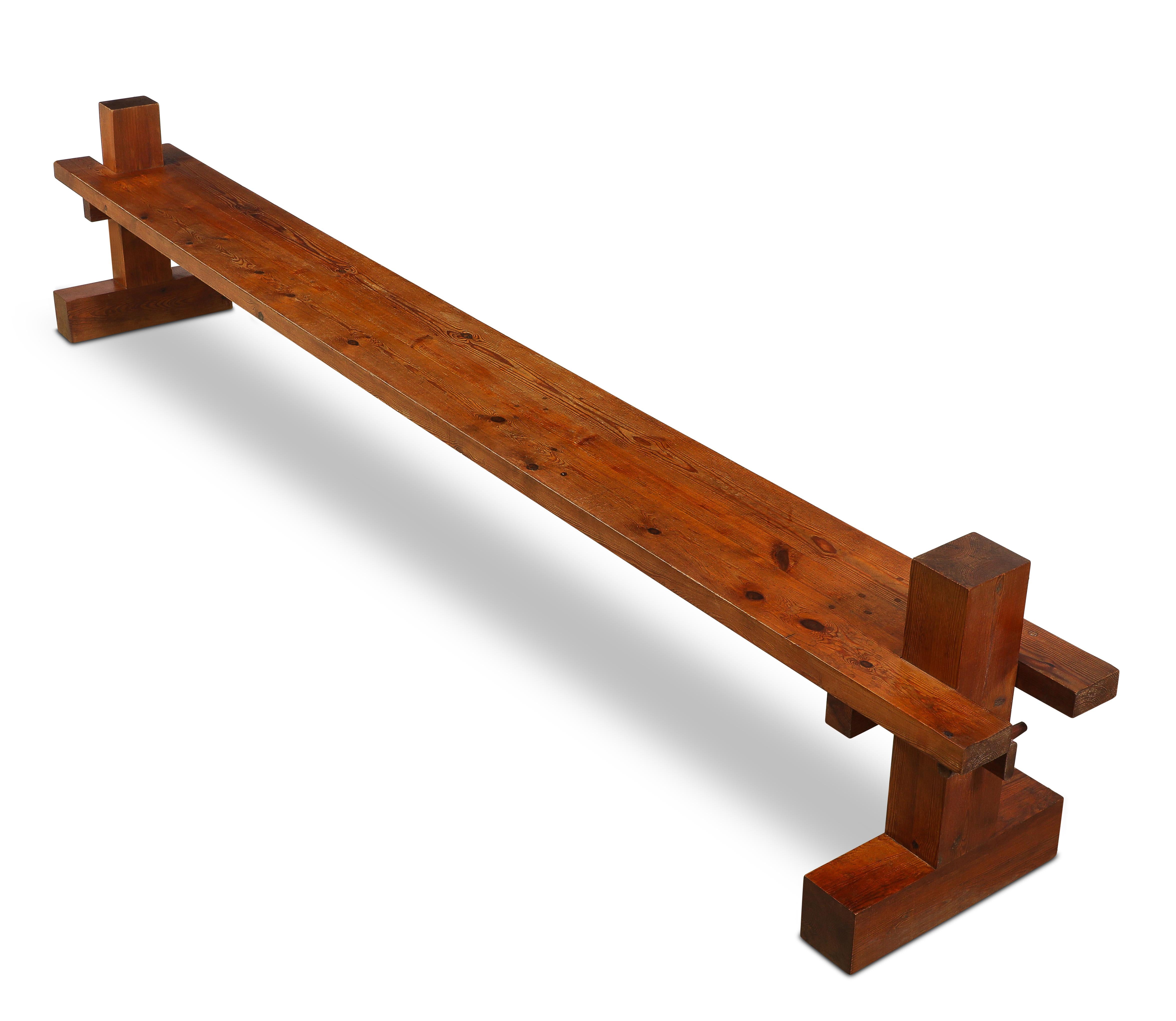 Große brutalistische Bänke, Frankreich 1960er Jahre im Angebot 10