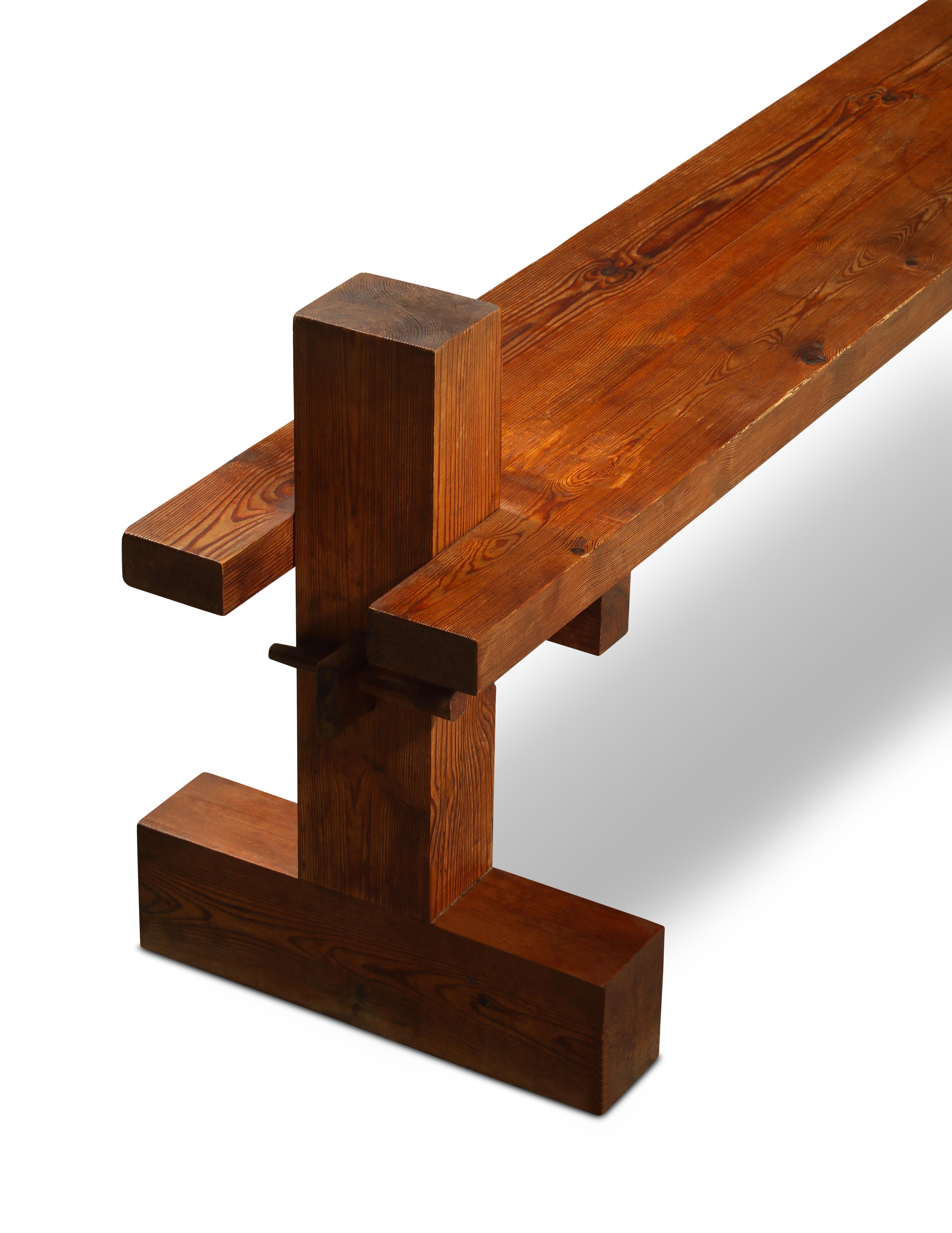 Große brutalistische Bänke, Frankreich 1960er Jahre im Angebot 13