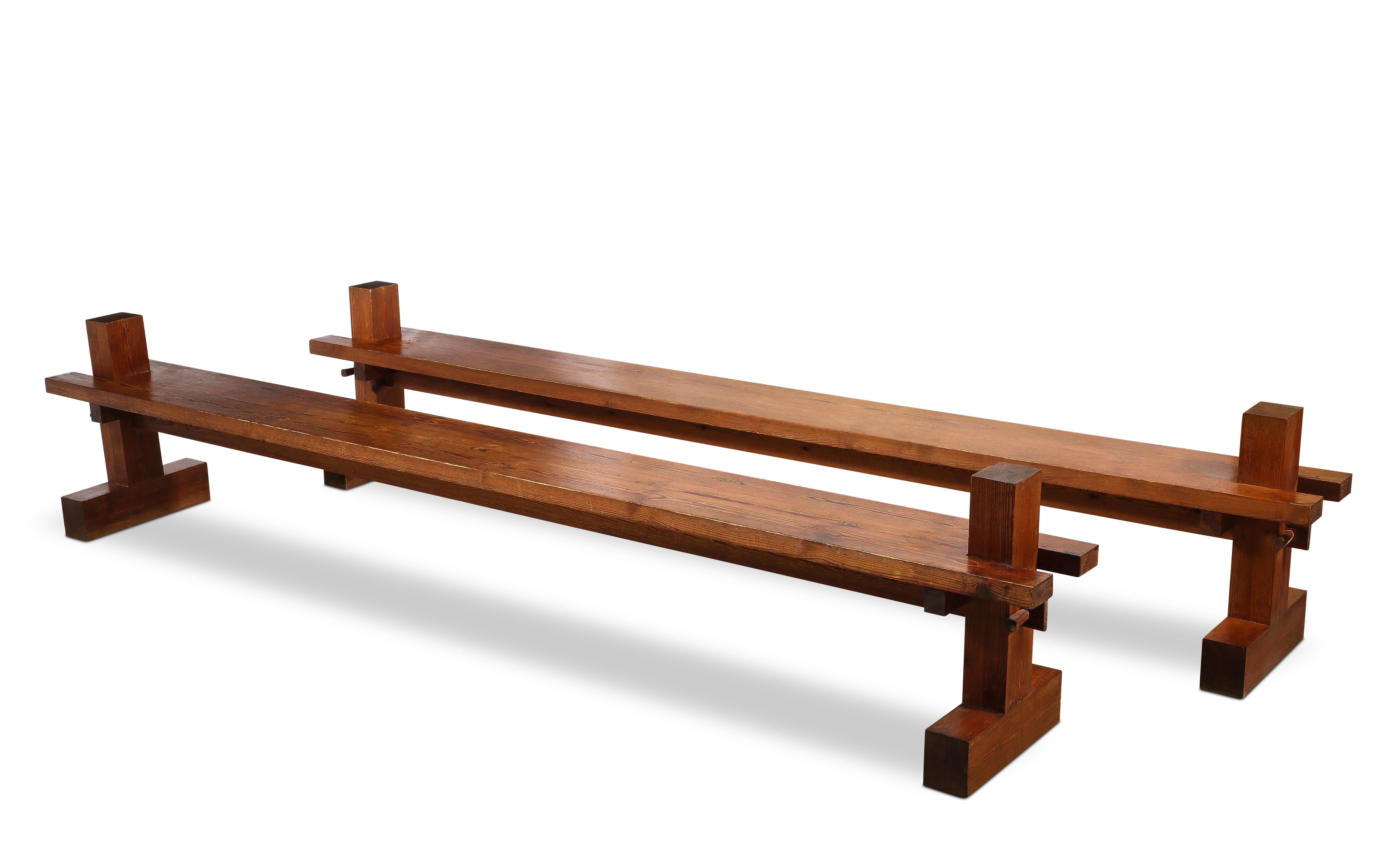 Große brutalistische Bänke, Frankreich 1960er Jahre im Angebot 2