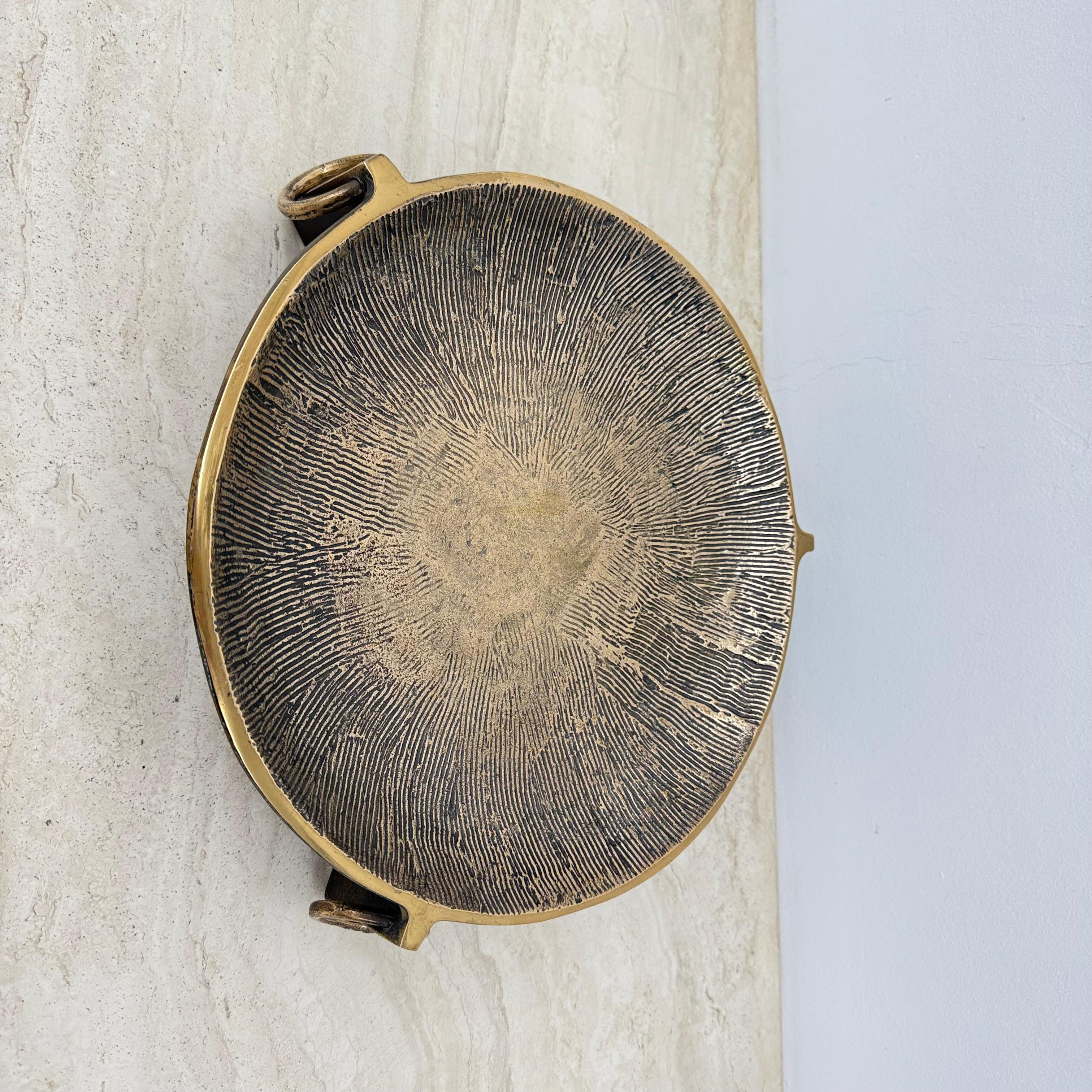 Große brutalistische Bronzeschale, 1970er-Jahre im Angebot 9